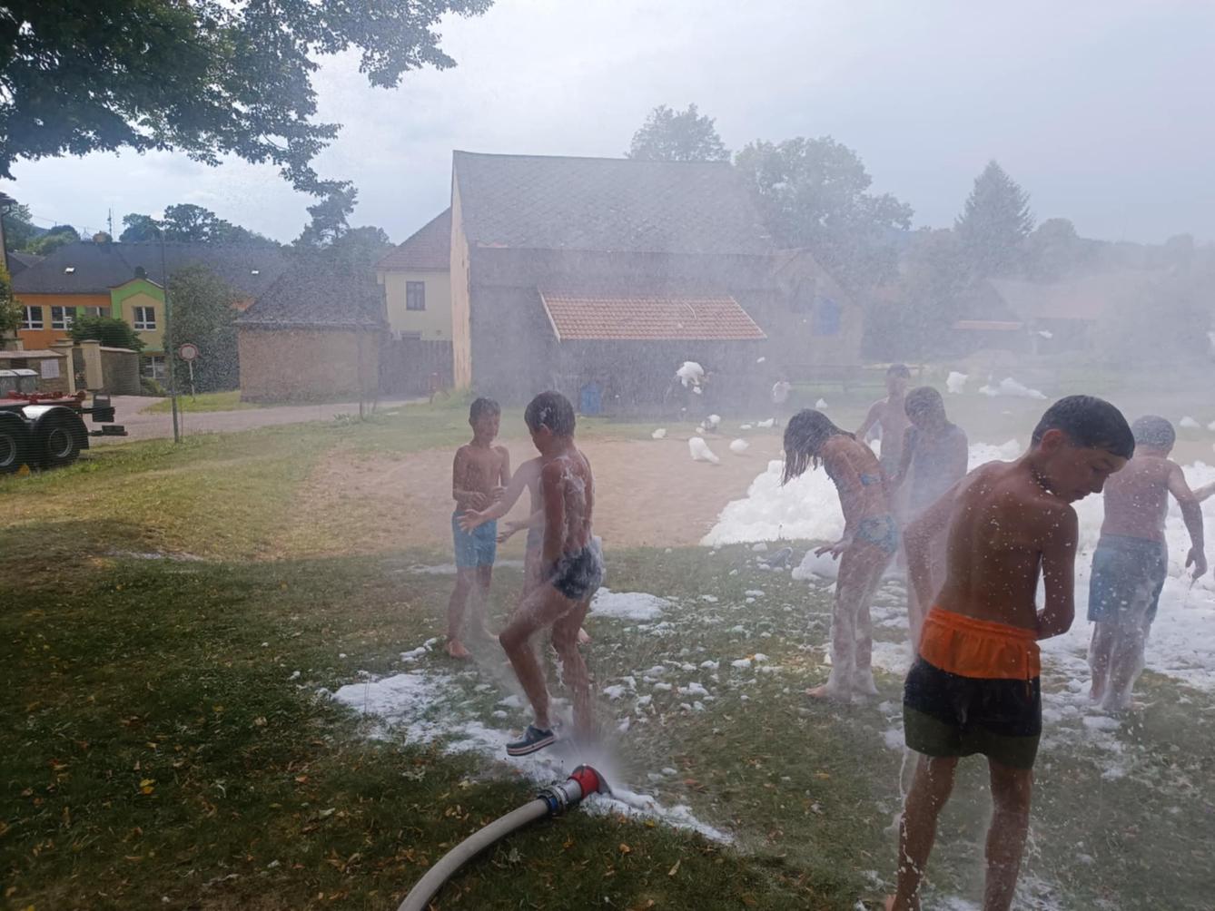 TÝDEN PLNÝ ZÁBAVY II - čtvrtek - 2