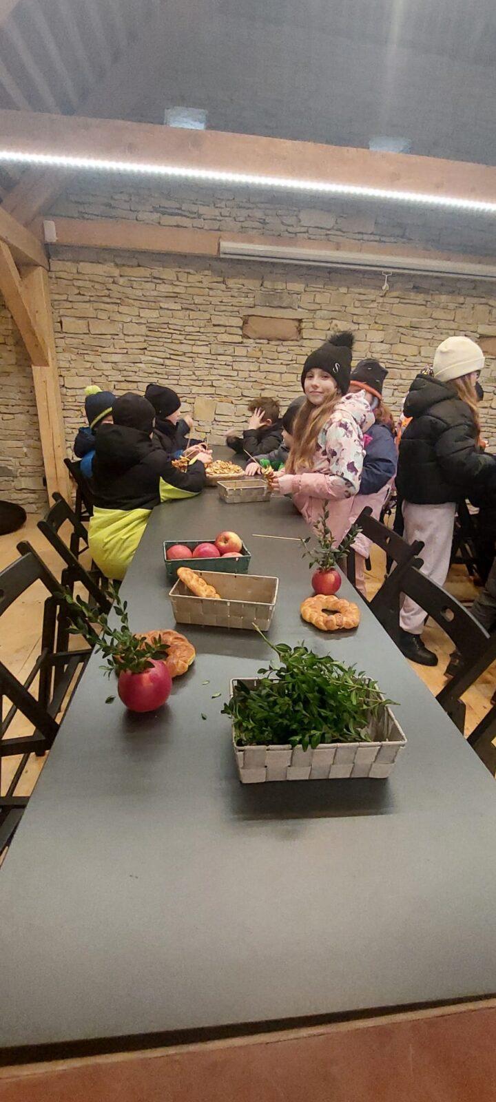 Čtvrťáci na Veselém Kopci - 1