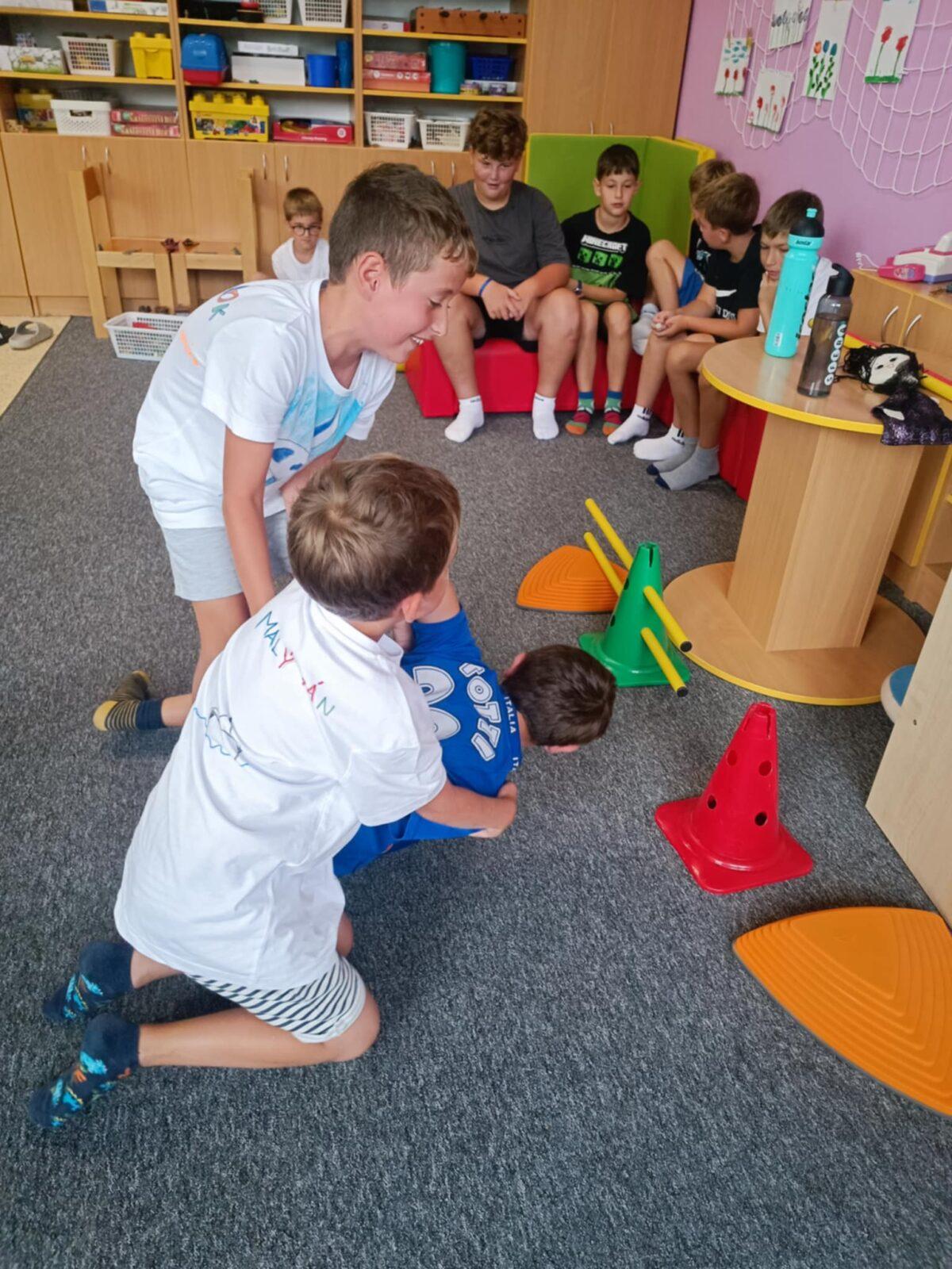 TÝDEN PLNÝ ZÁBAVY II - čtvrtek - 4