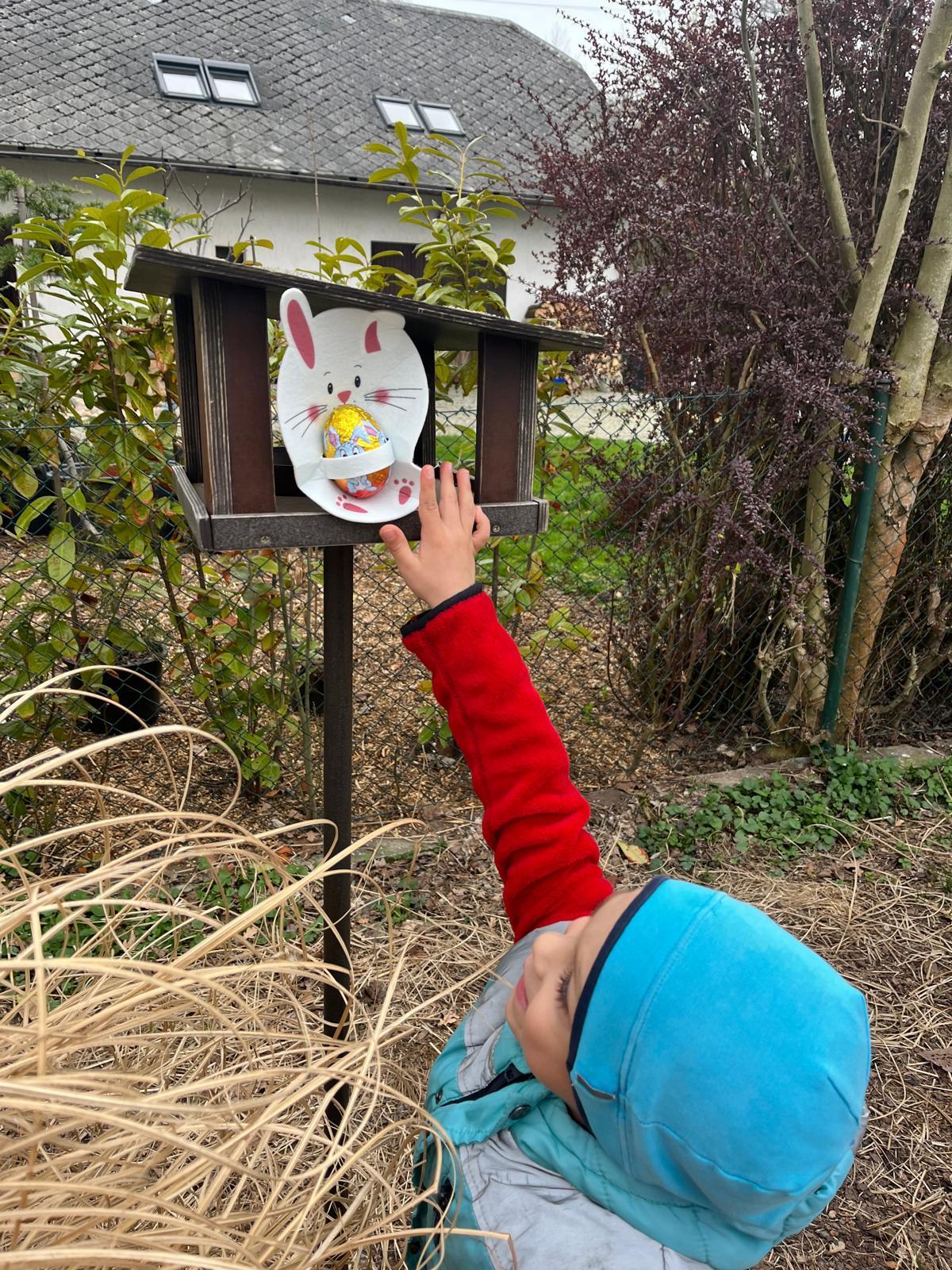 velikonoční stezka+ hledání vajíček na zahradě - 2