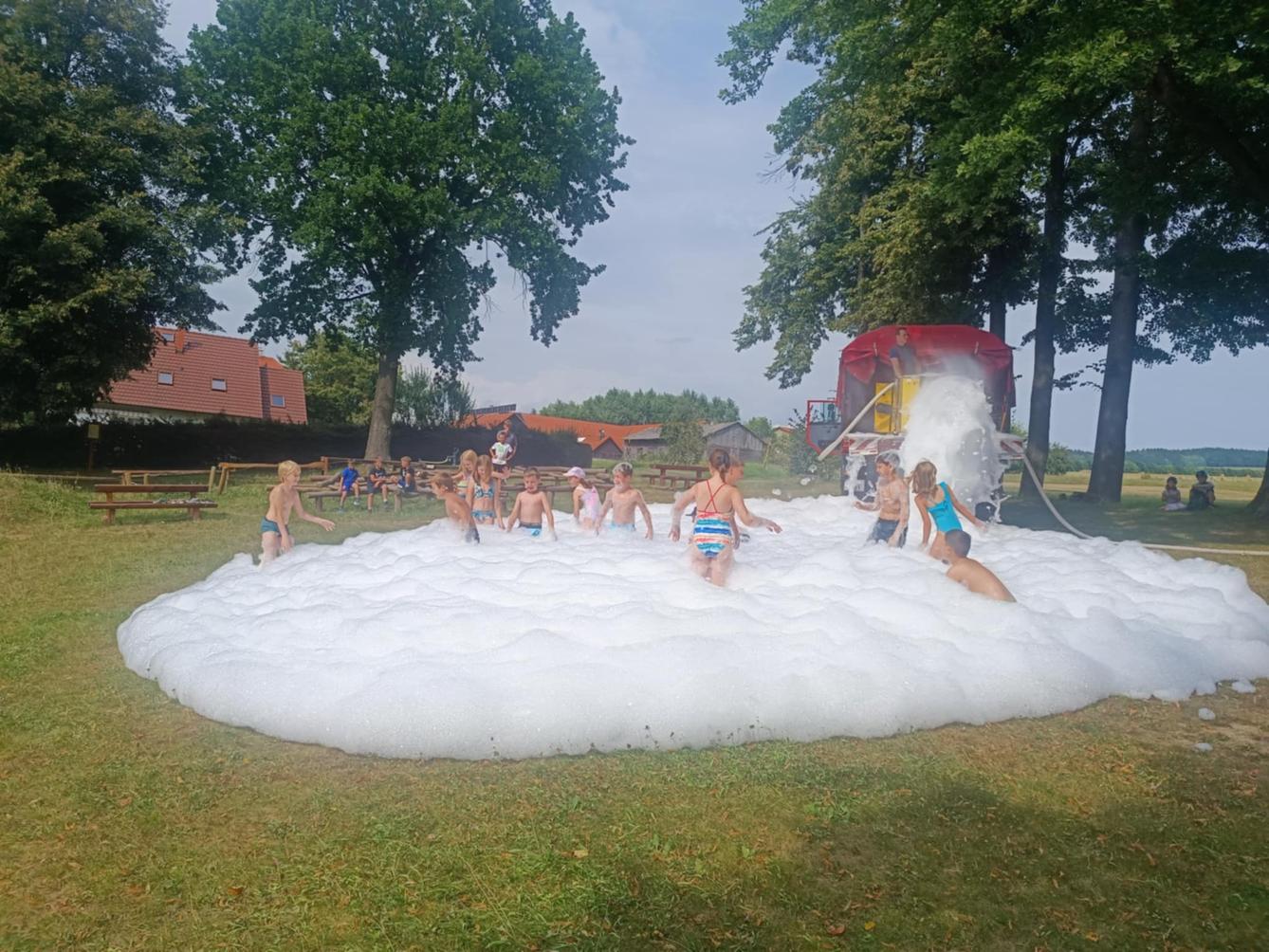 TÝDEN PLNÝ ZÁBAVY II - čtvrtek - 5