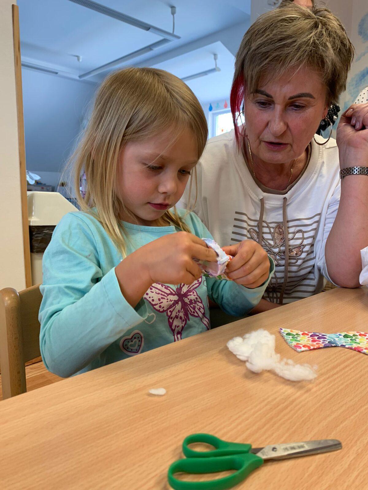 besídka pro rodiče + roztančená školka - 2