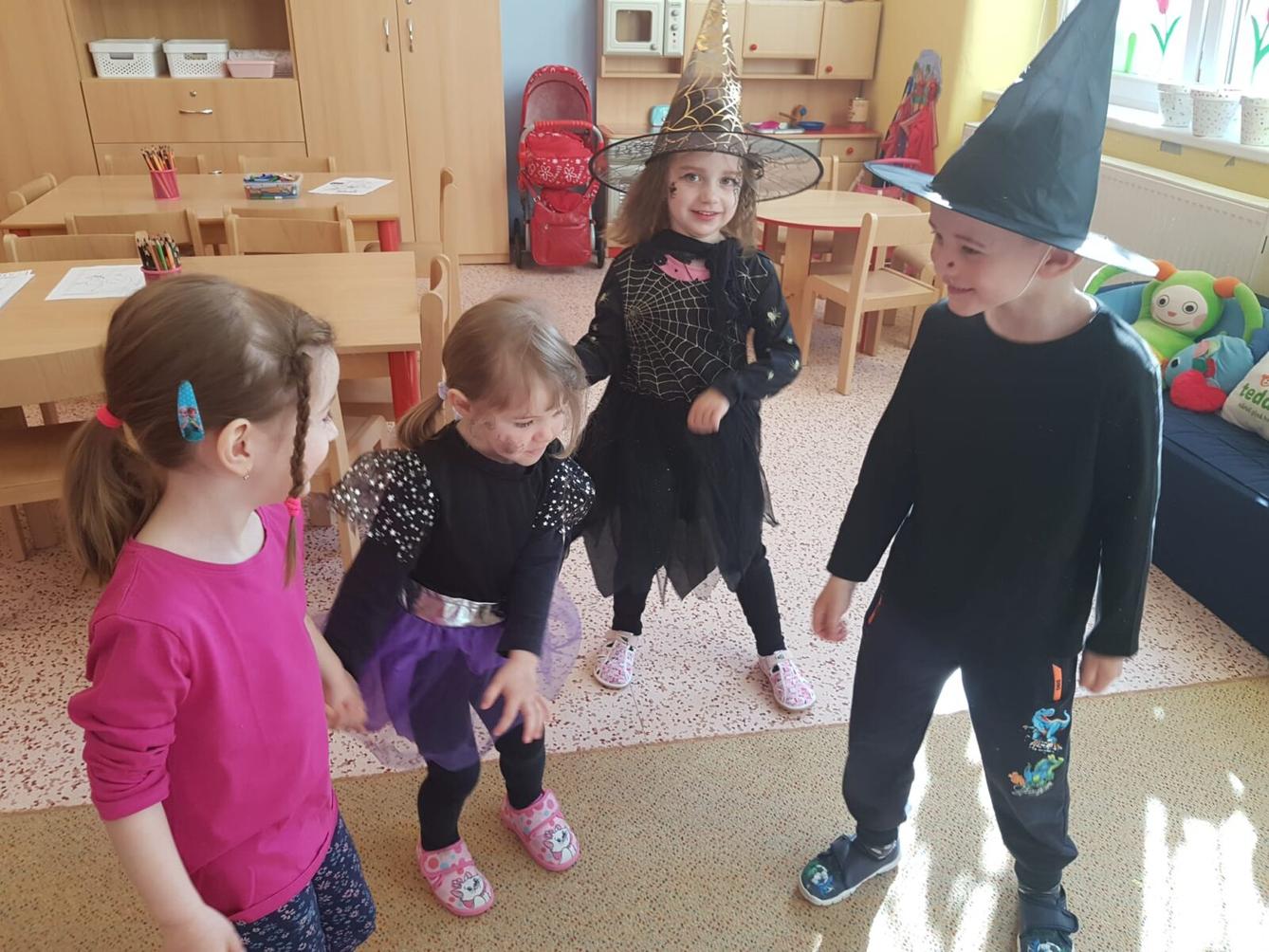 ČARODĚJNICKÝ REJ - 1