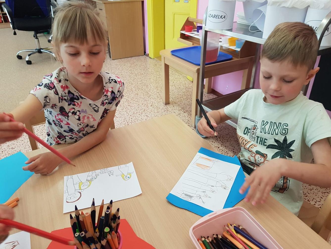 SOVIČKY: ,,MOJE MAMINKA MÁ SVÁTEK - RODINA" - 2