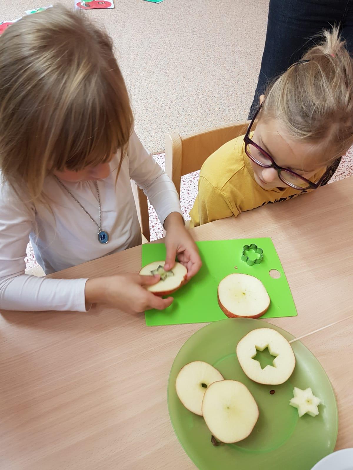 SOVIČKY: ,,ČAS JABLÍČKOVÉ VŮNĚ" - 5