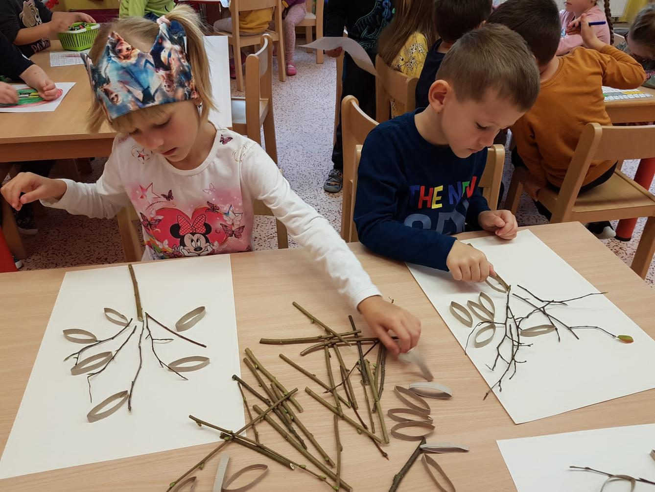 SOVIČKY: ,,LISTÍ ŽLOUTNE, POLETUJE" - 3