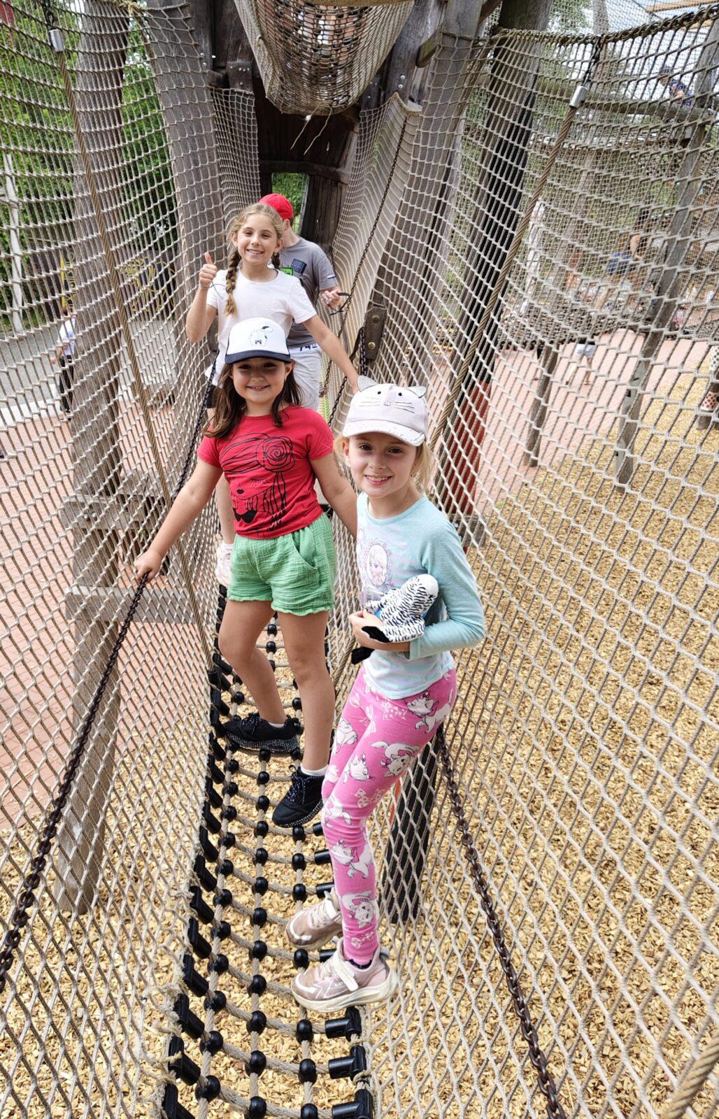 17. 6. Druháčci a třeťáčci v Safari Parku Dvůr Králové - 4