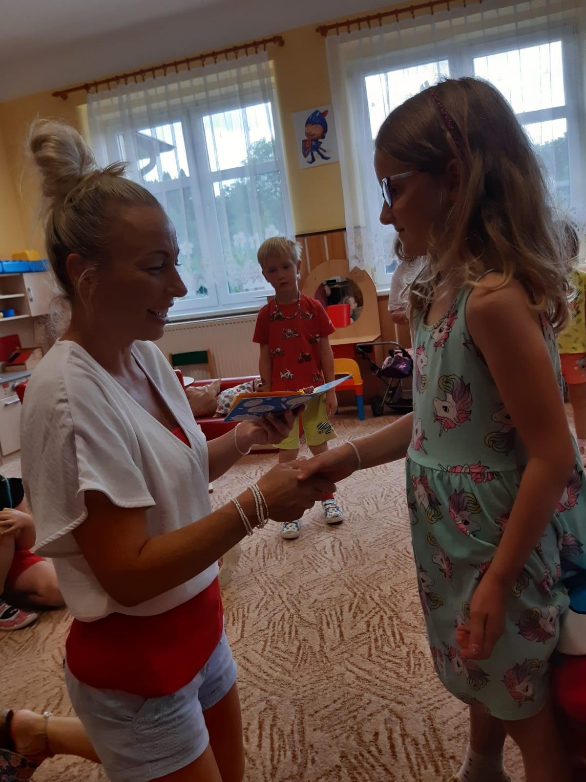 zuzanka slaví narozeniny - 1