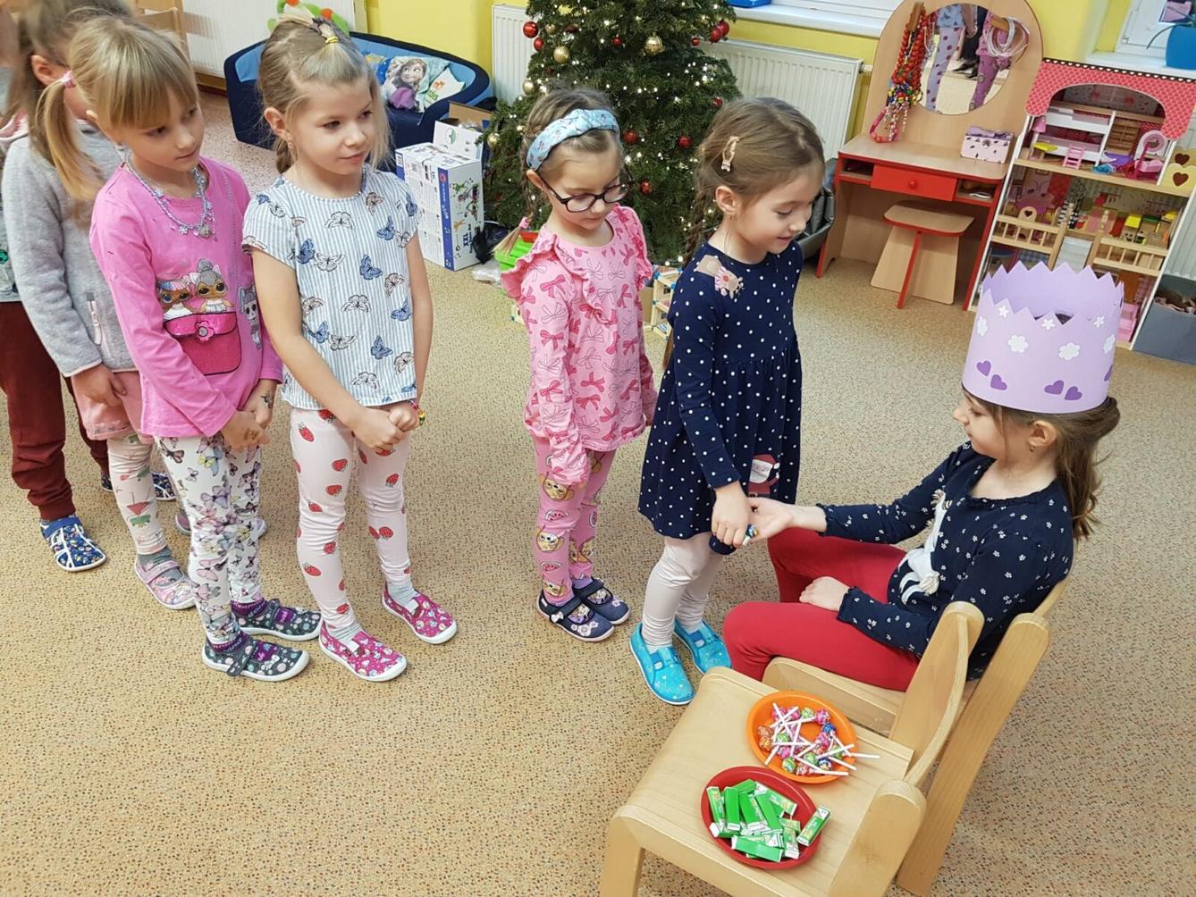 SLAVÍME: ANITKA MĚLA NAROZENINY - 1