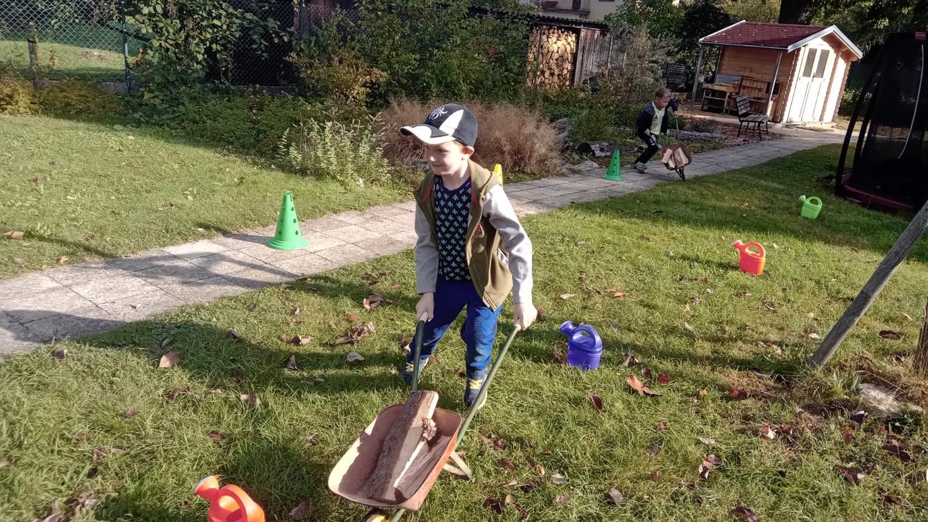 Ohníčkohraní a pečení brambor... - 4