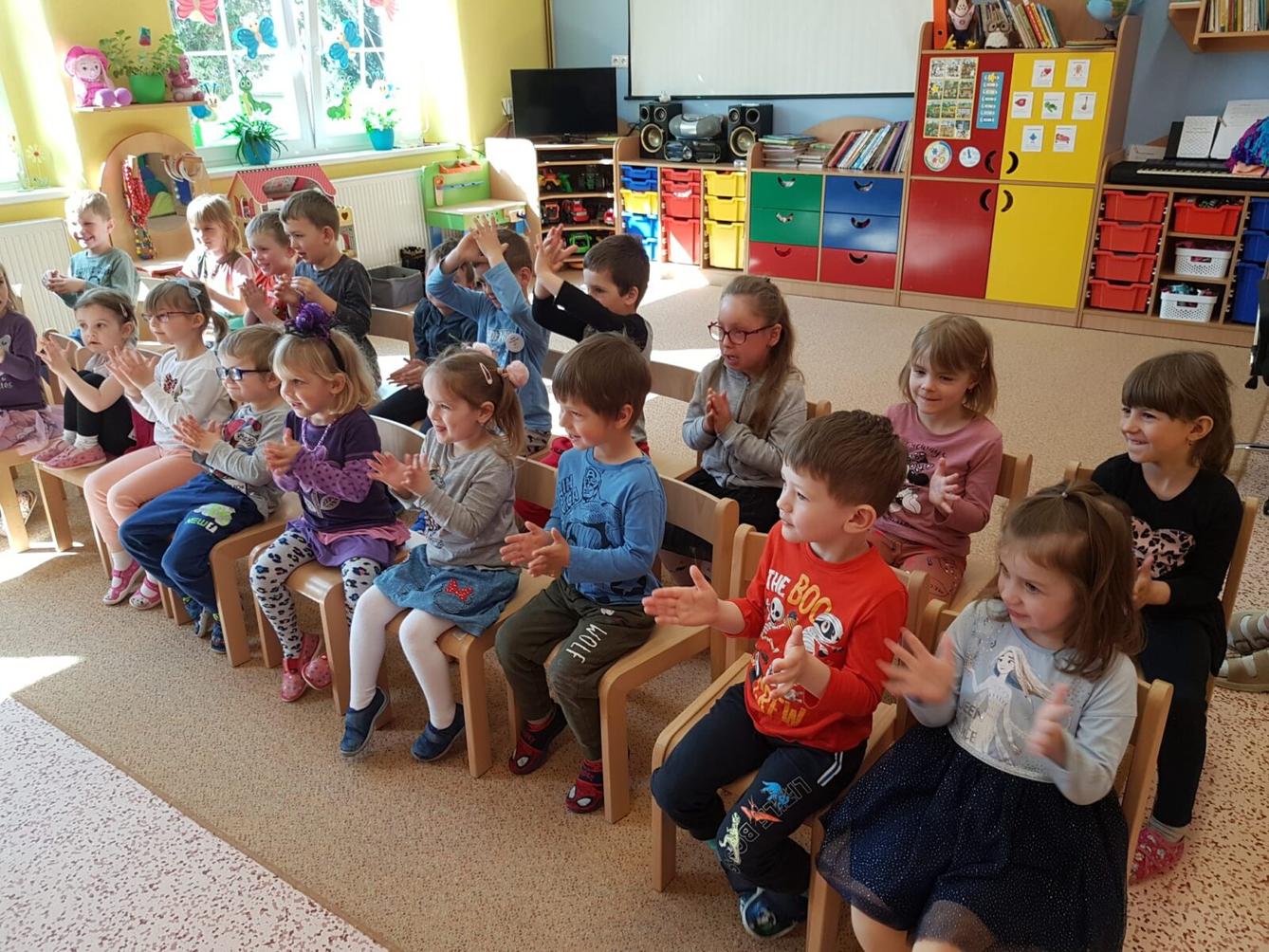 KNIHADÝLKO: ,,DOBRODRUŽSTVÍ PAVOUKA ČENDY" - 6