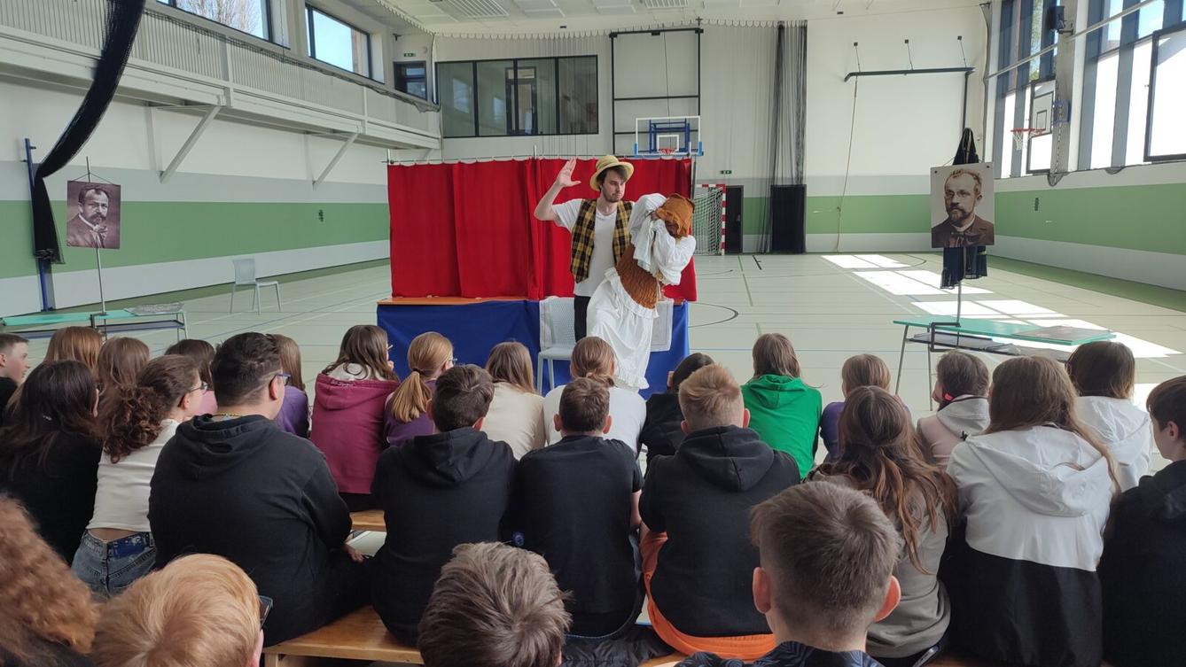 Divadélko pro školy – II. stupeň - 1