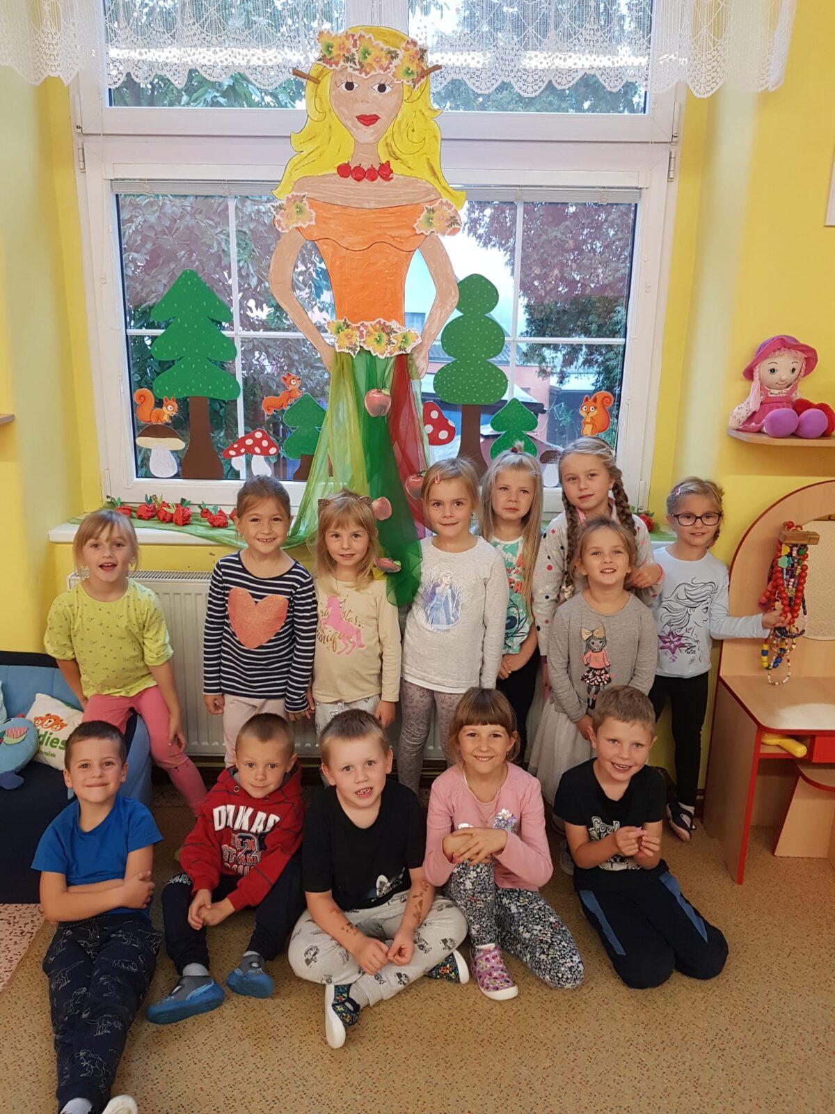 SOVIČKY: ,,ČAS JABLÍČKOVÉ VŮNĚ" - 12