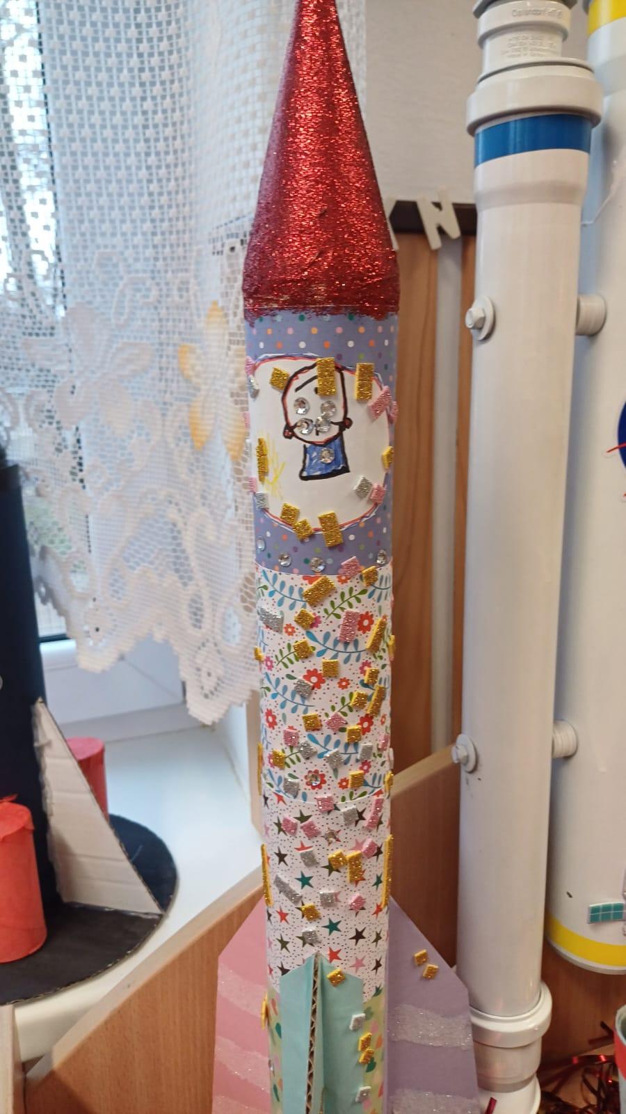 karneval na téma vesmír + přehlídka raket - 8