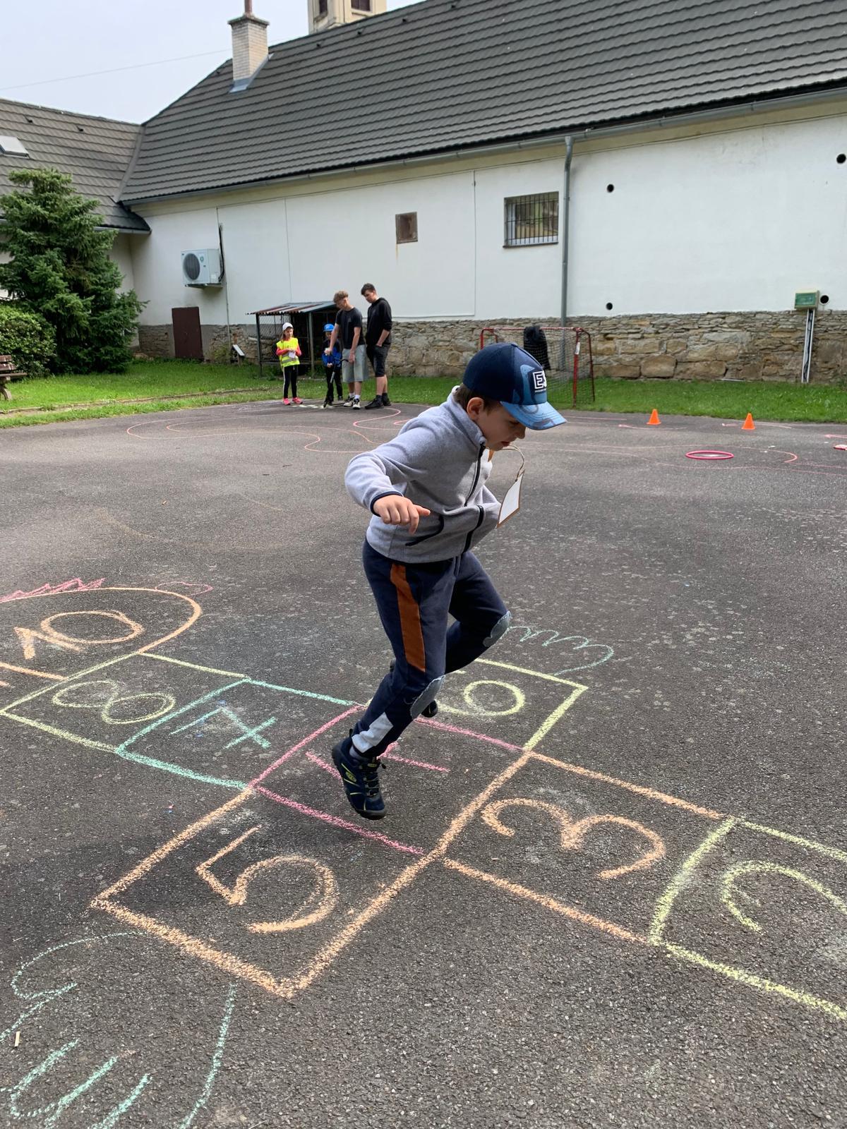 předškoláci ve škole - 3