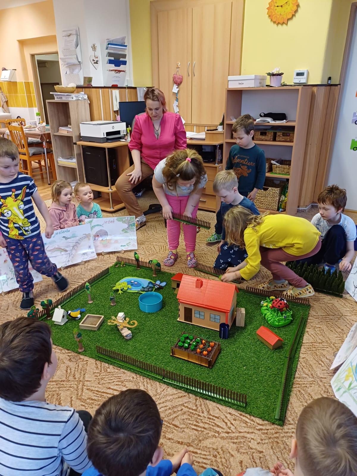 živá zahrada v naší školce - 6