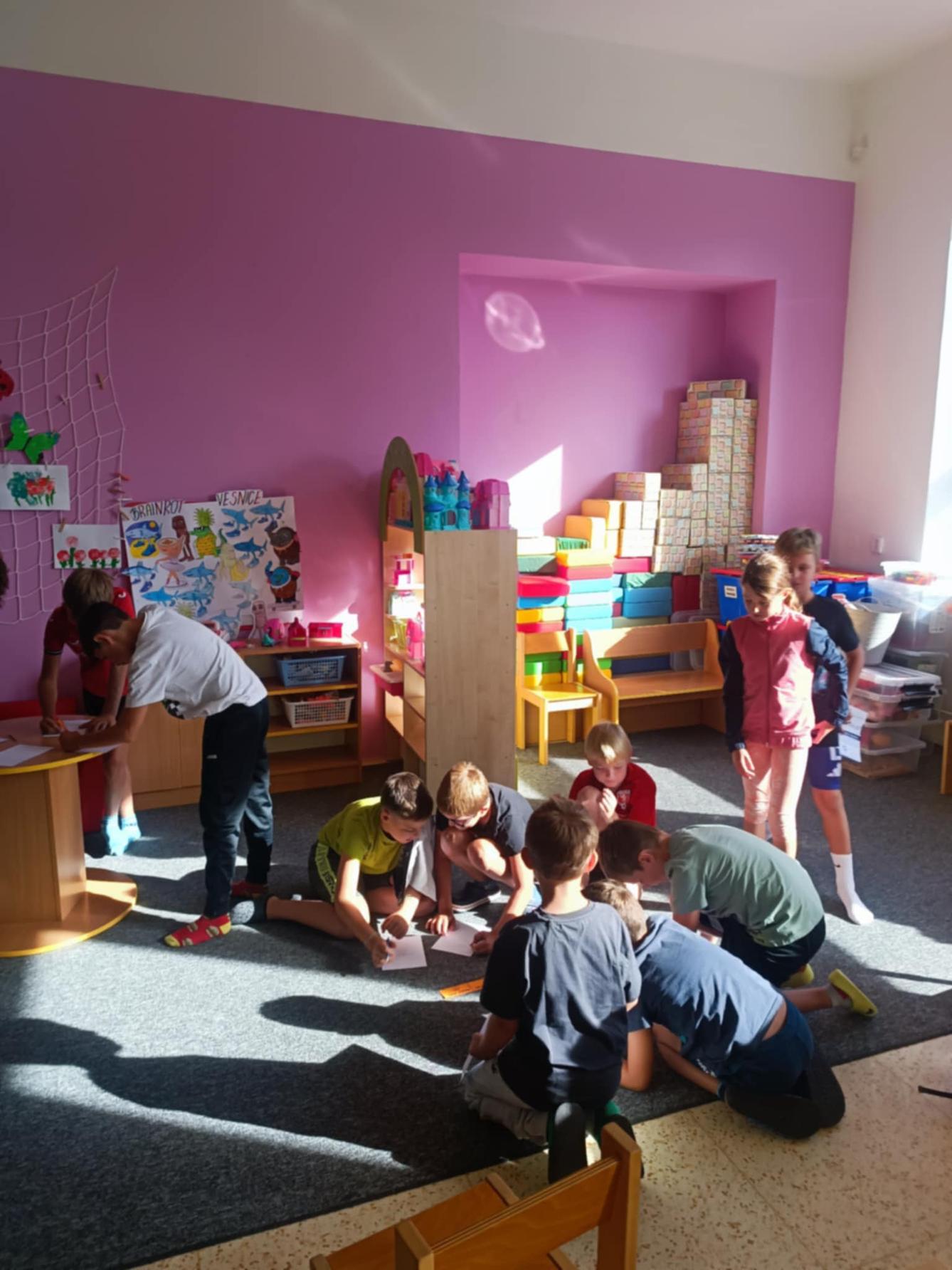 Týden plný zábavy II - pondělí - 7