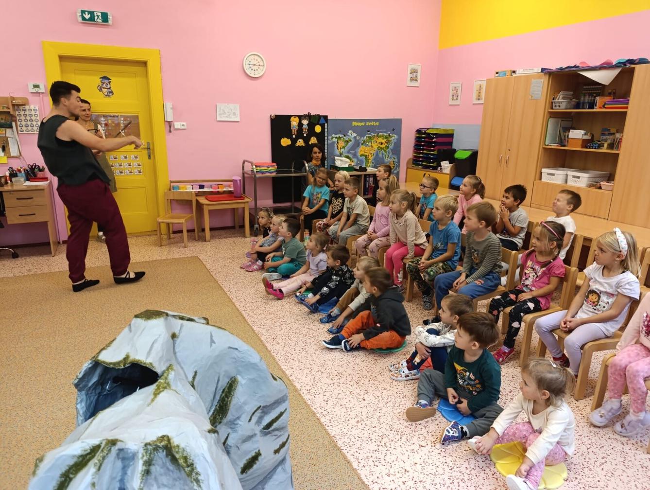 DIVADLO: ,,O ZLATÉ RYBCE" - 1