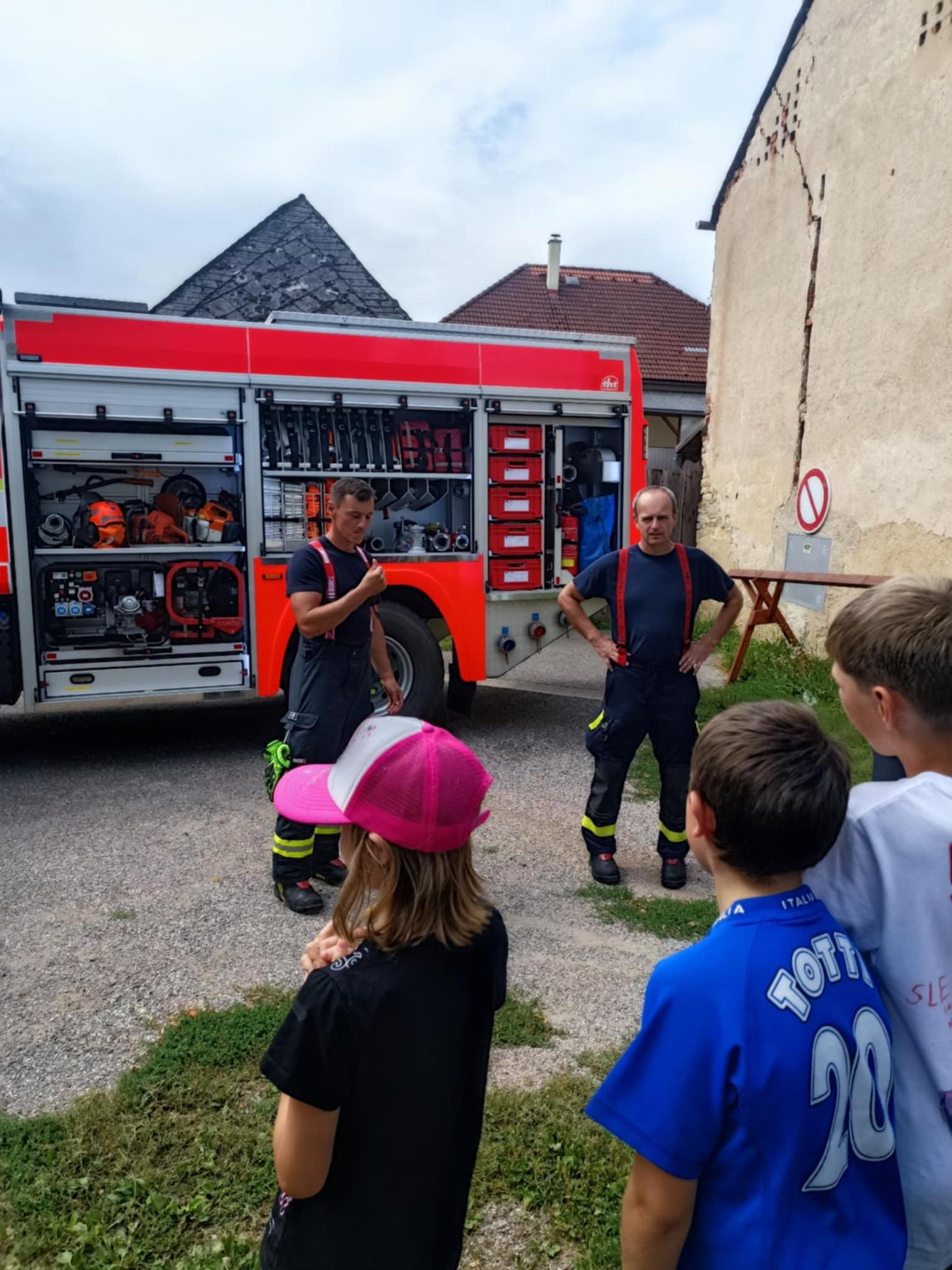 TÝDEN PLNÝ ZÁBAVY II - čtvrtek - 15