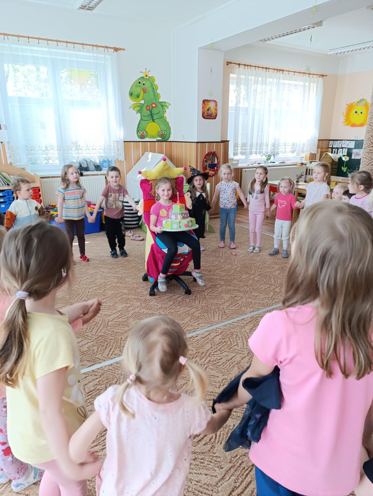 laurinka slaví narozeniny - 1