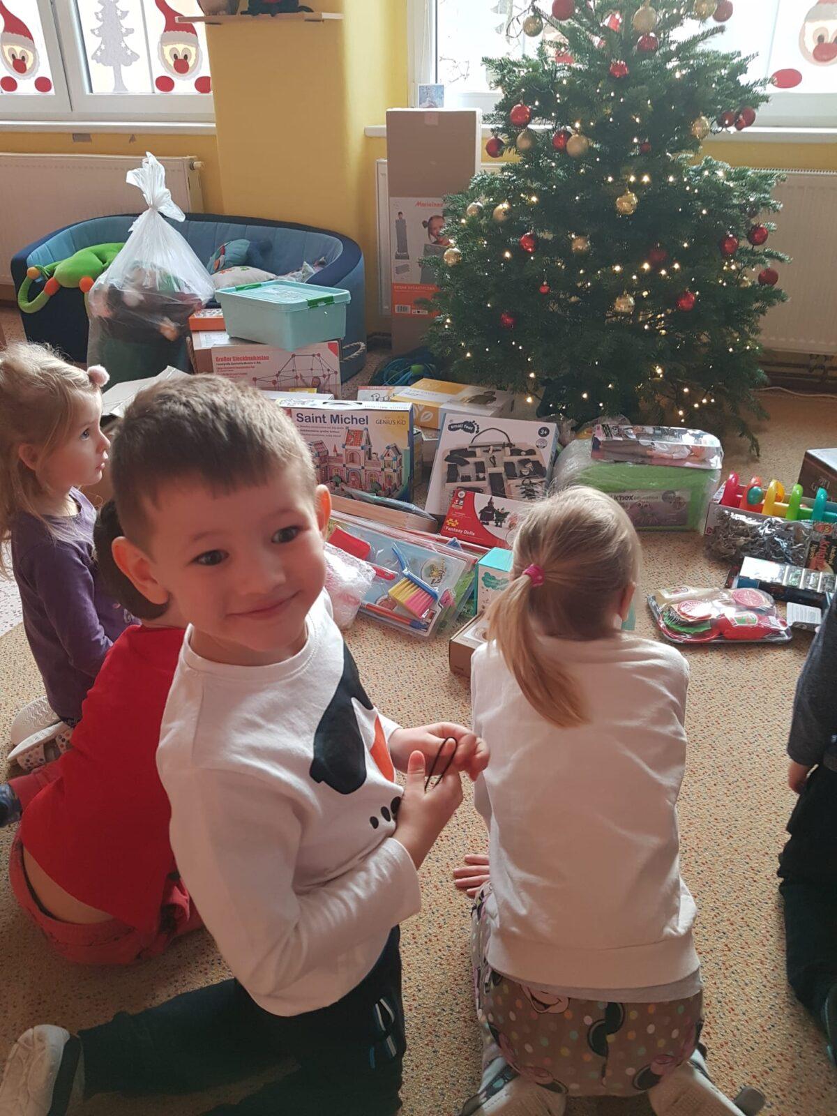 JEŽÍŠEK VE ŠKOLCE - 6