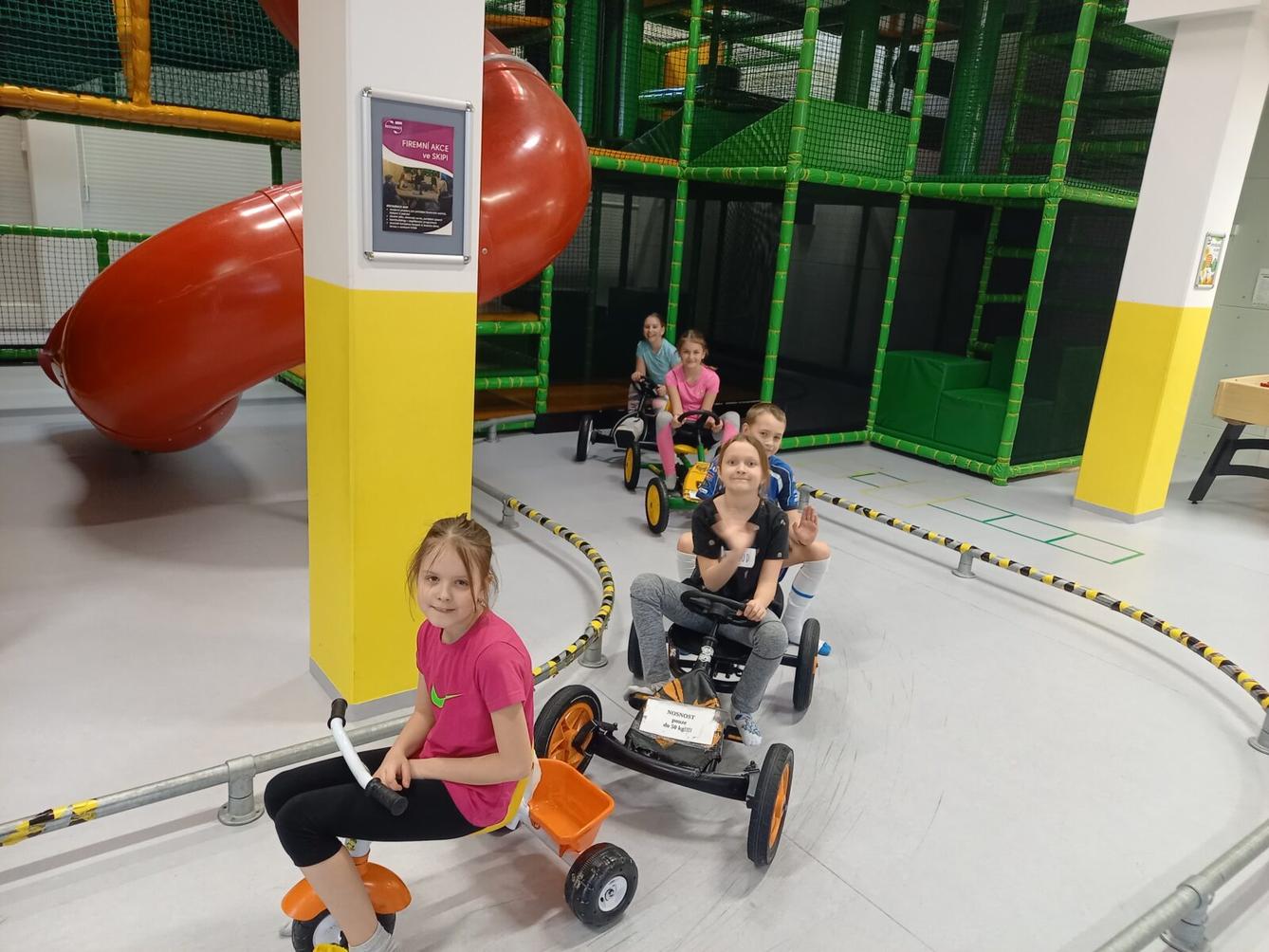 Pololetní výlet do Funparku Skipi - 11