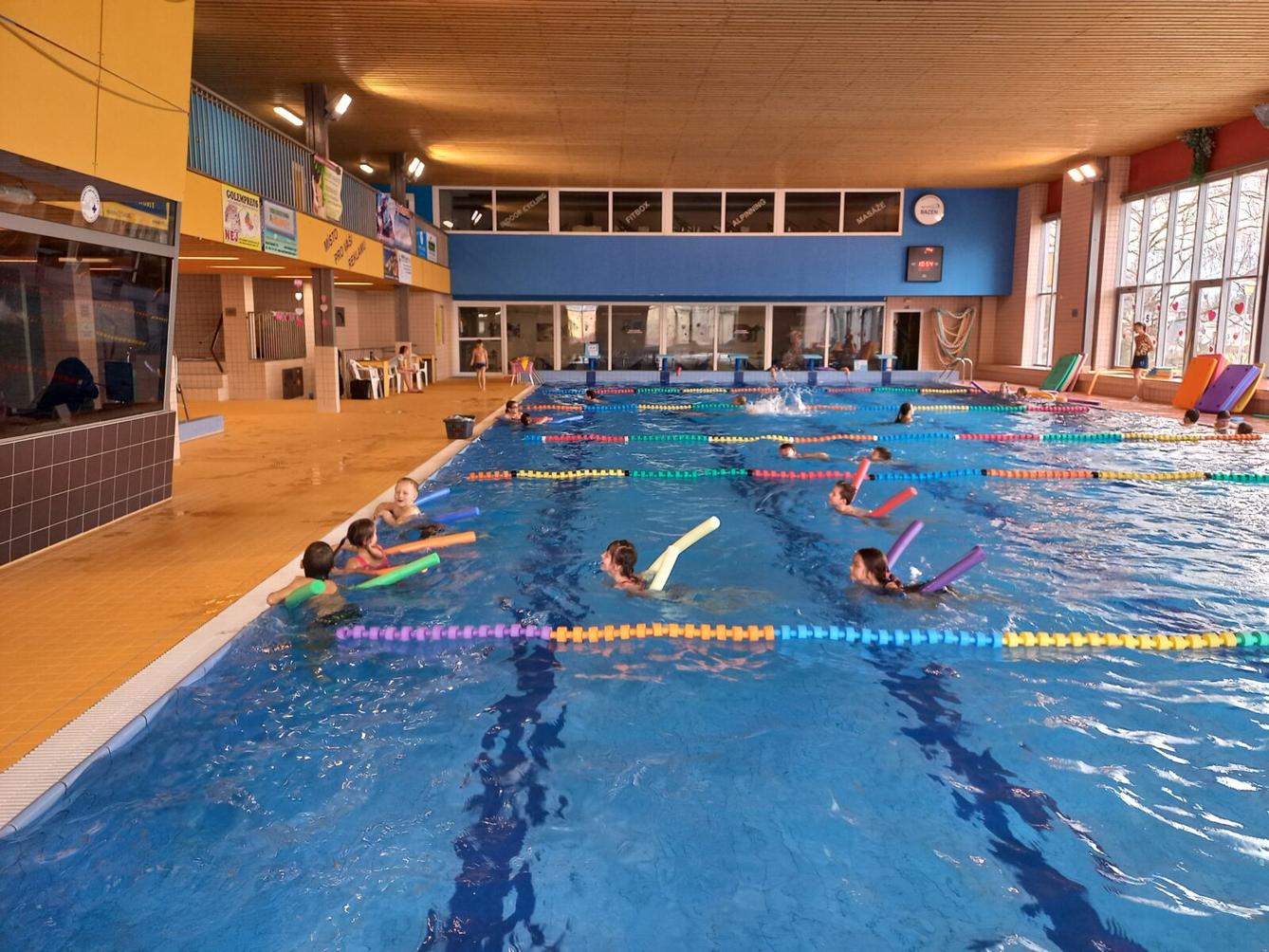 Zahájení plaveckého výcviku - 1. a 5. třída - 8