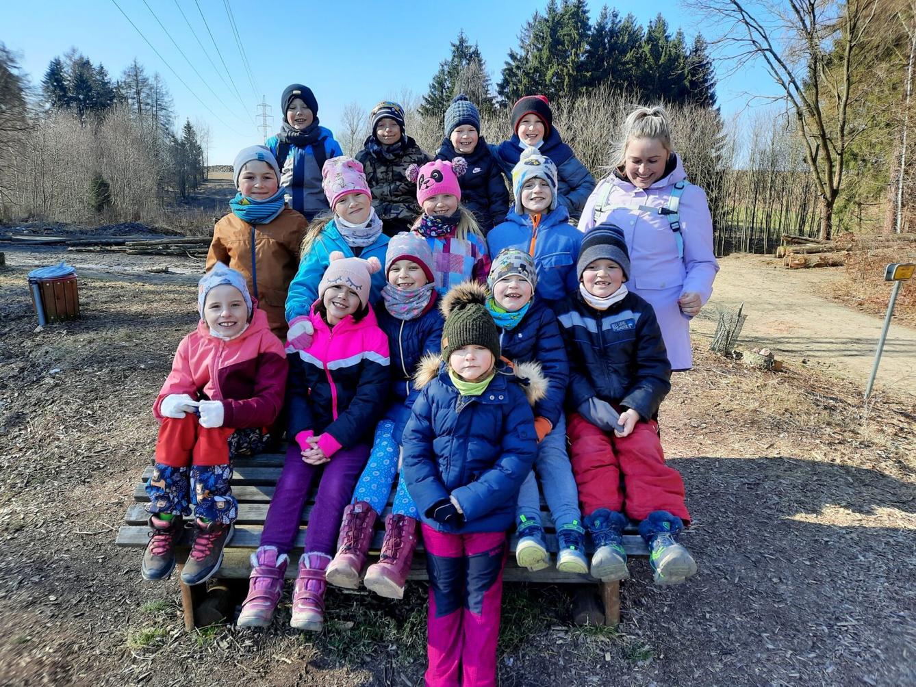 11. 3. Přírodovědná vycházka do lesa, 2. třída - 1