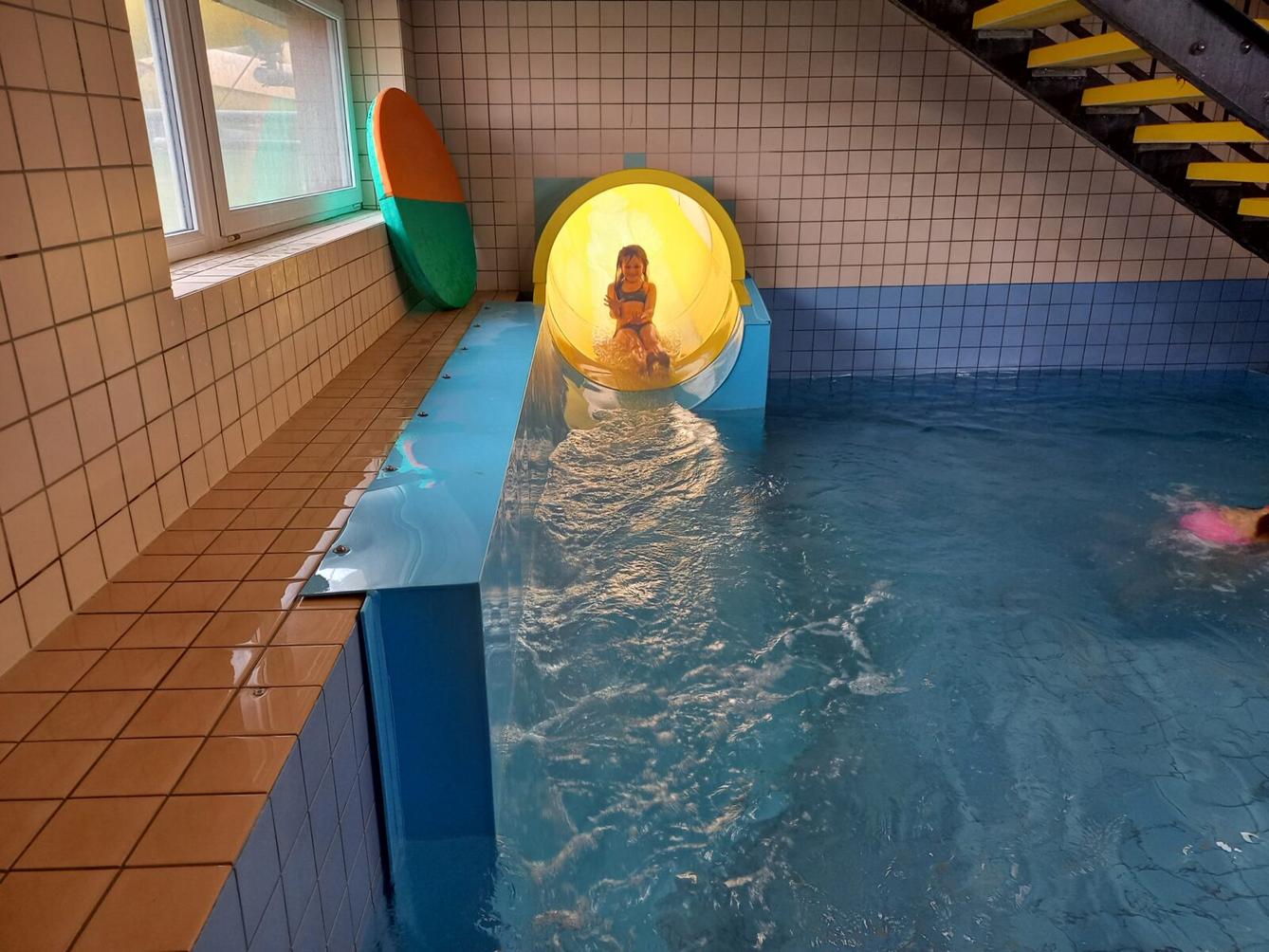 Ukončení plaveckého výcviku - 1. a 5. třída - 12