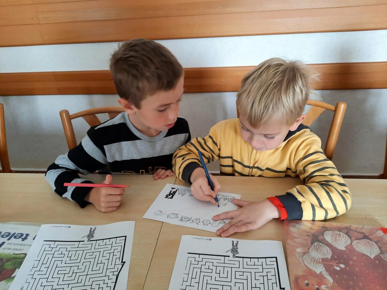 5. 10. - 1.B v obecní knihovně - 11