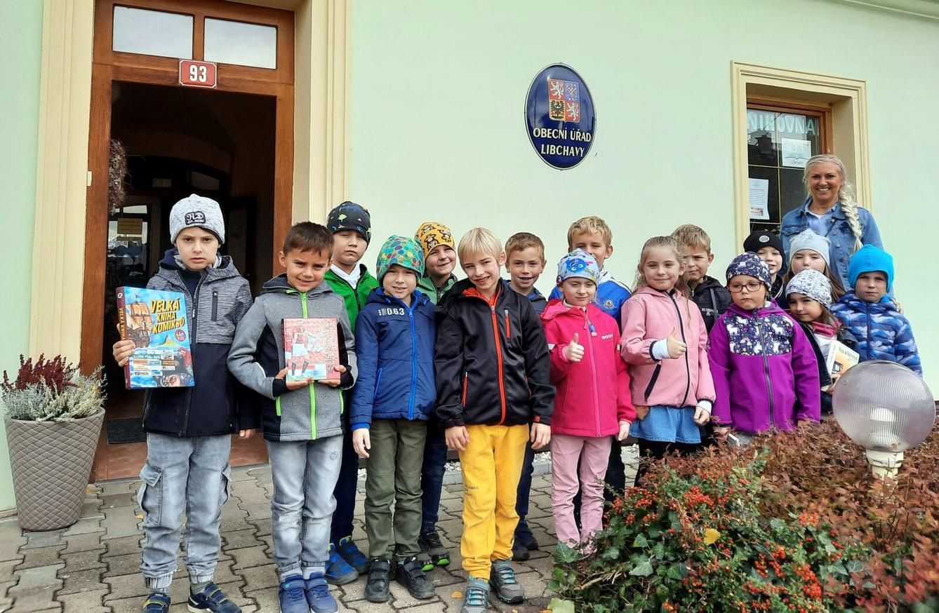 5. 10. - 1.B v obecní knihovně - 24