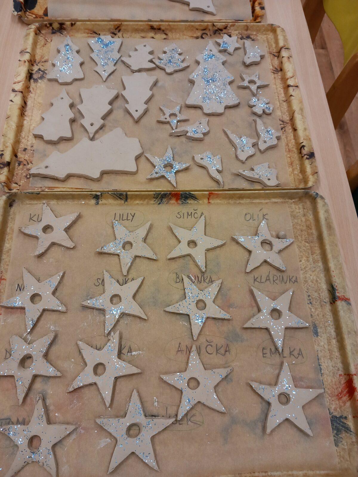 Dráčci s Námořníky při adventním vyrábění... - 2