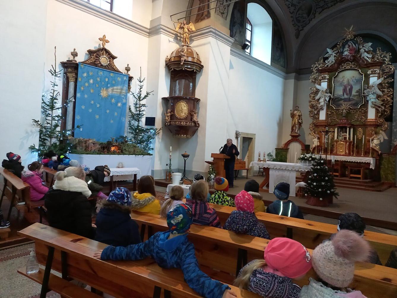 Návštěva místního kostela - 2