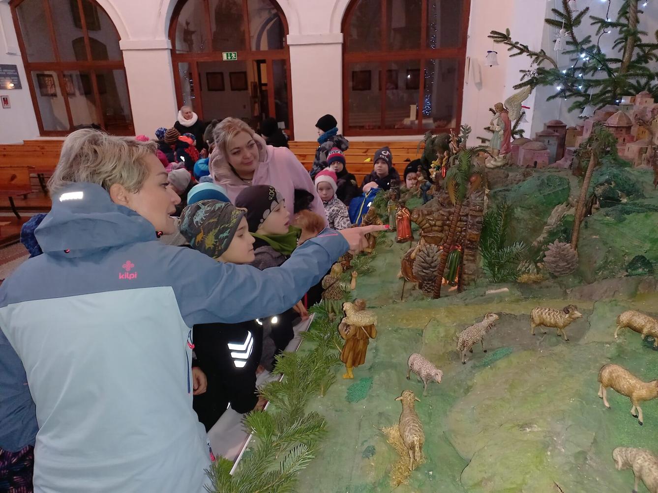 Návštěva místního kostela - 5