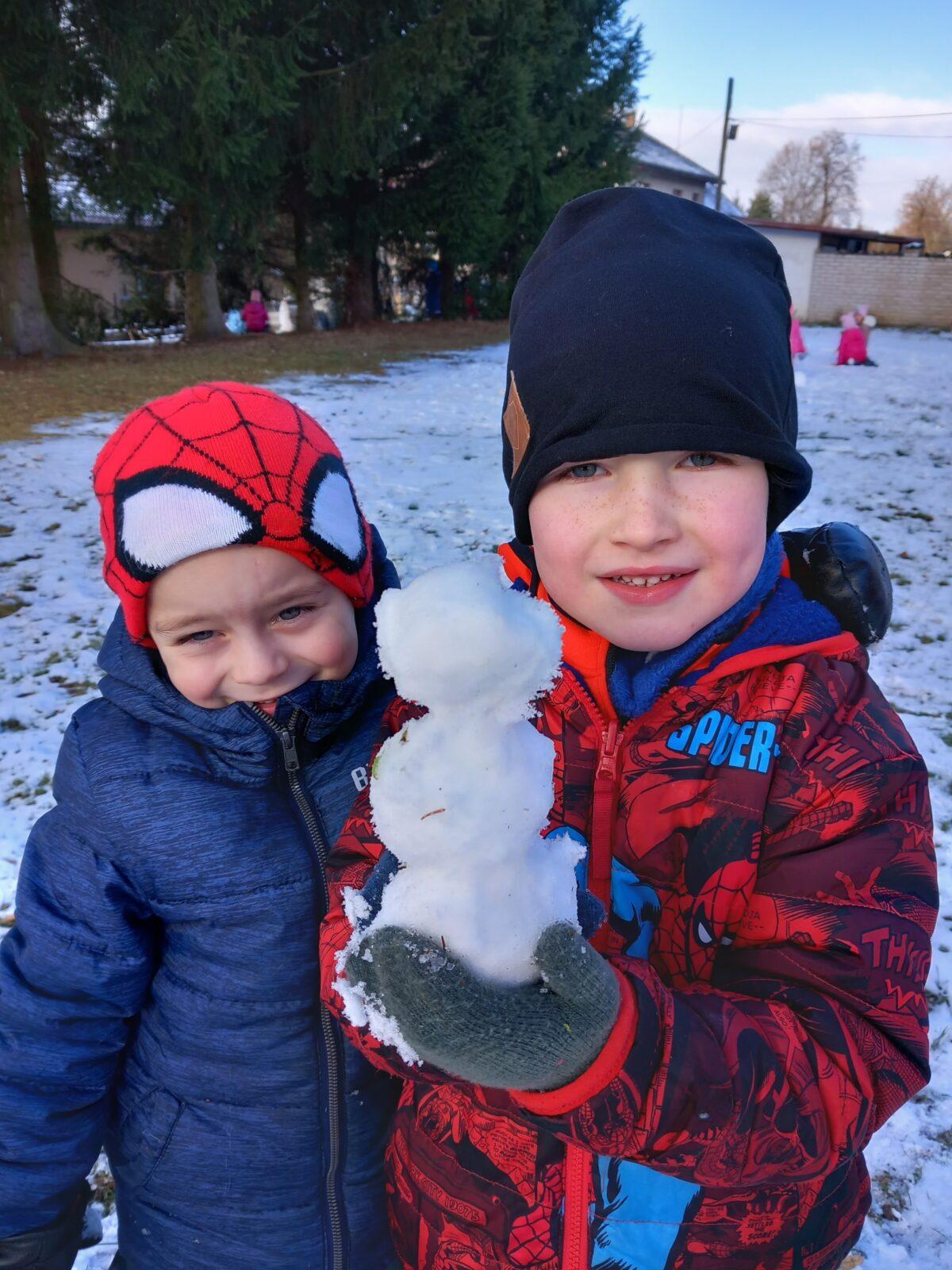 Stavíme sněhuláky! - 8