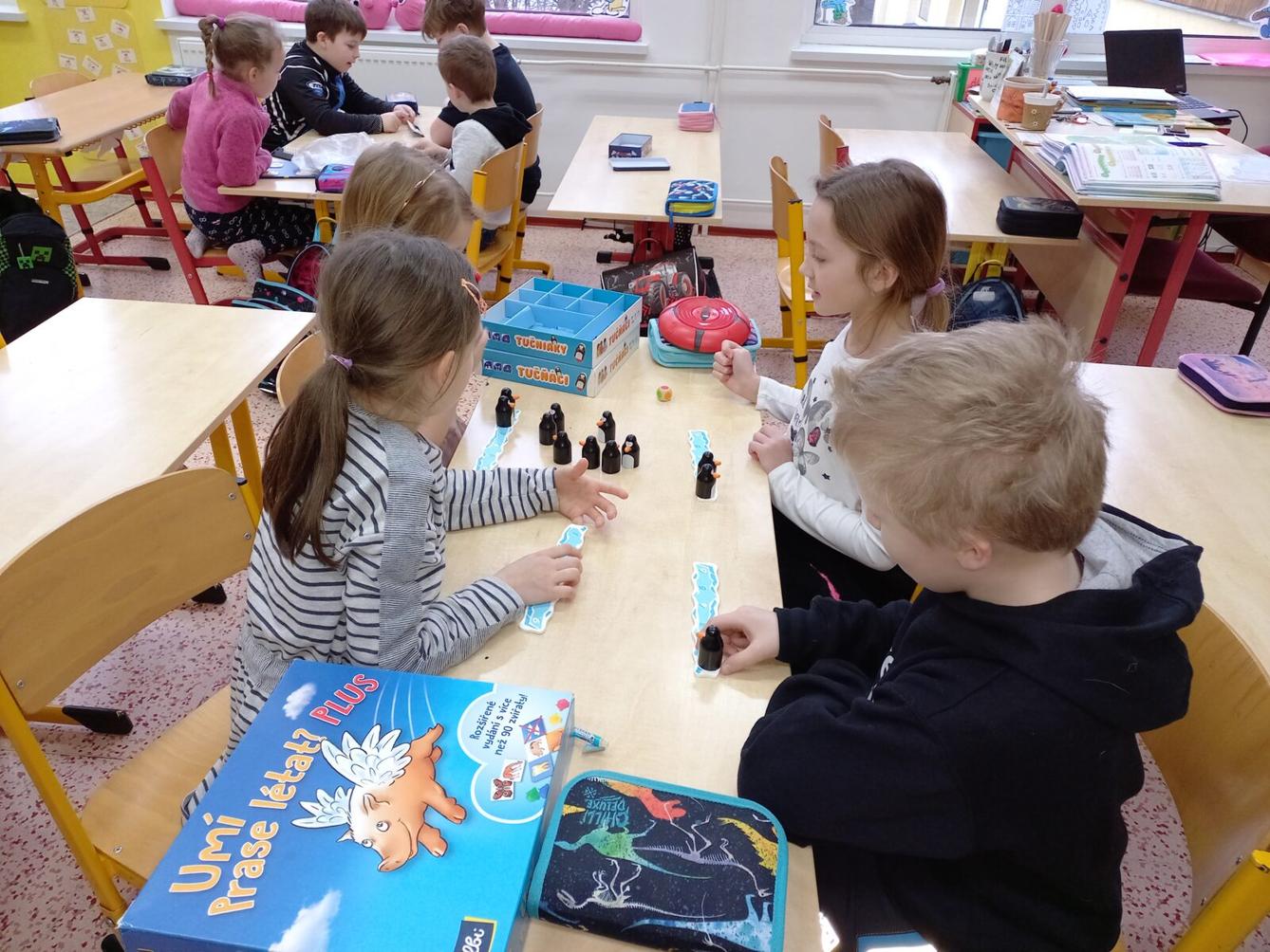 Škola (s) hrou ve 2. třídě - 2