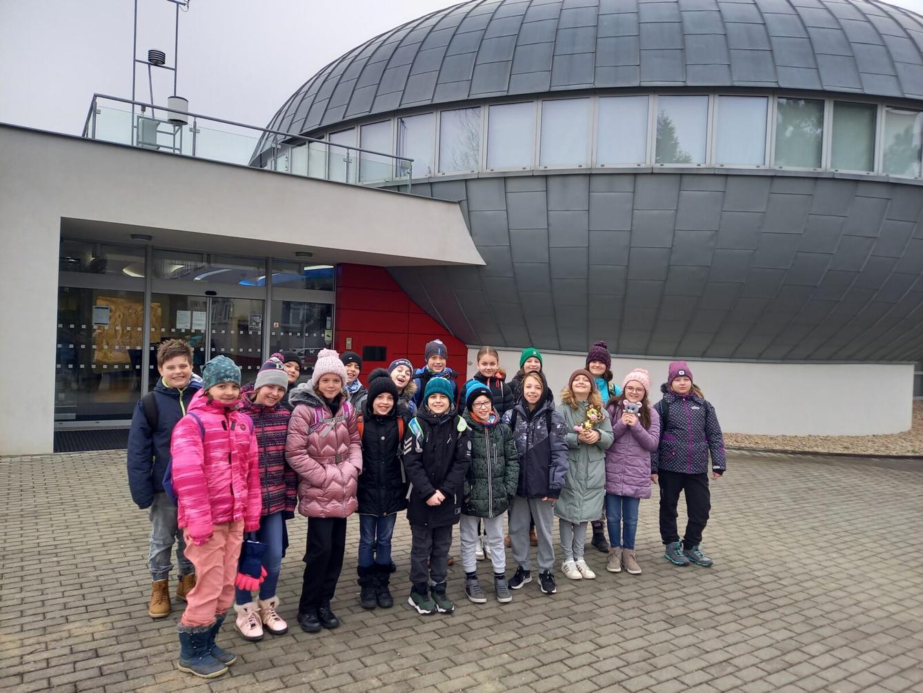 5. třída v Planetáriu v Hradci Králové - 1