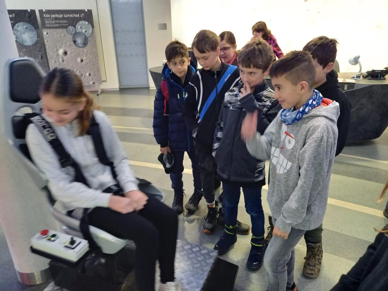 5. třída v Planetáriu v Hradci Králové - 17