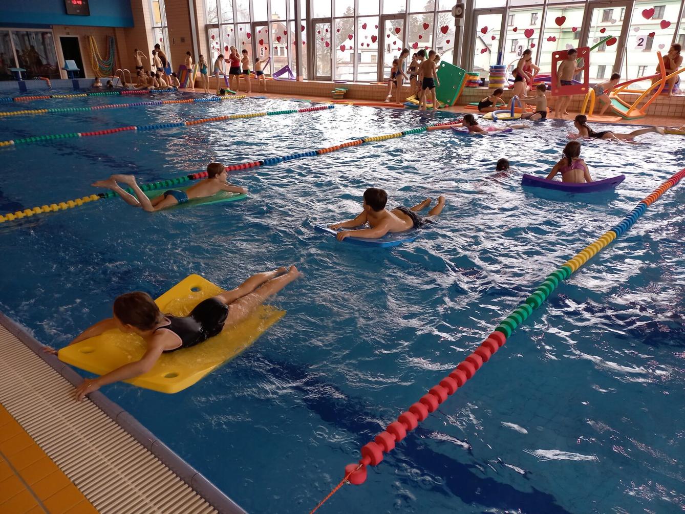 Zahájení plavecké výuky ve 2., 3., a 4. třídě - 12