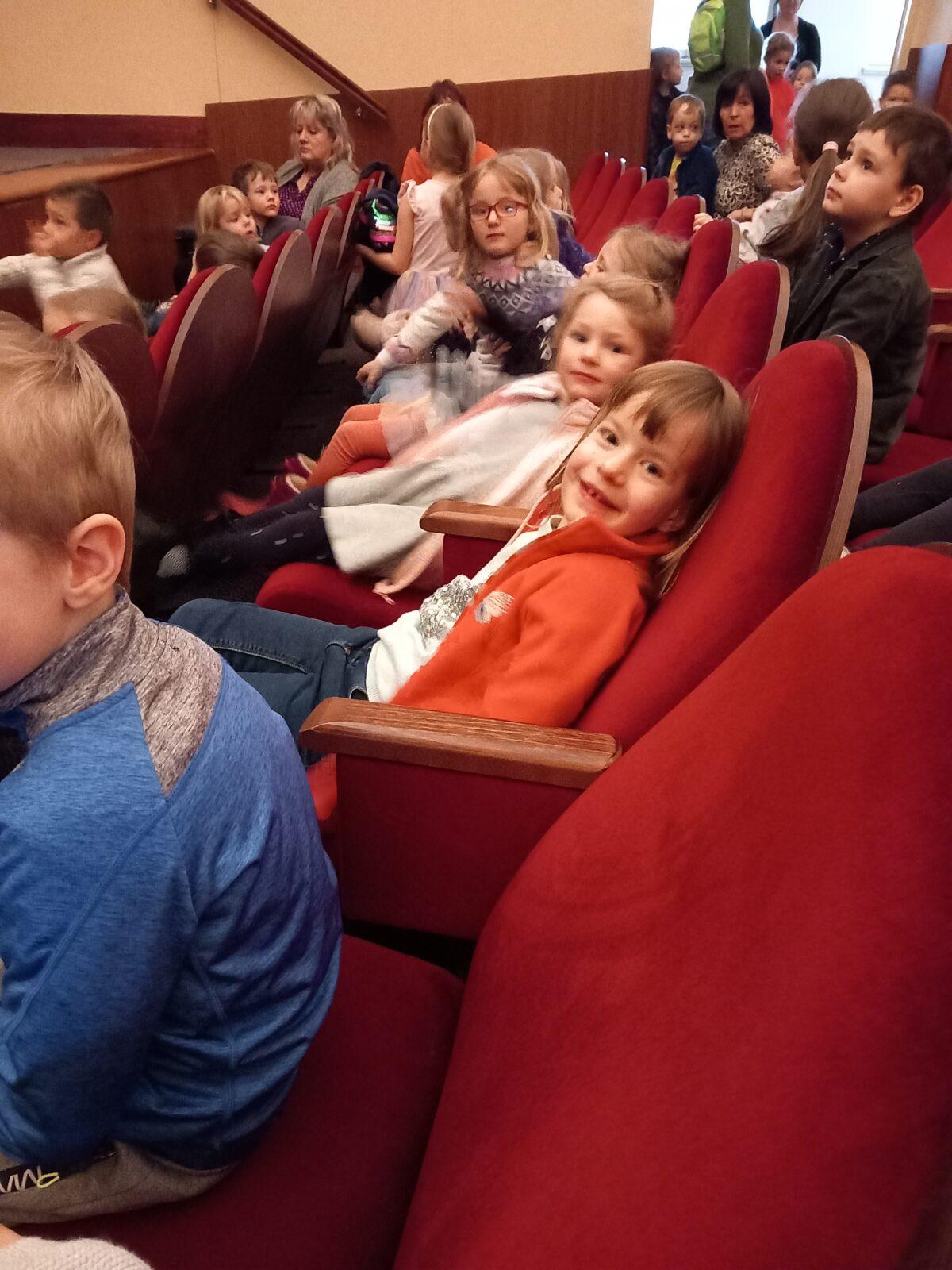 Návštěva divadelního představení "Hastrman" - 2