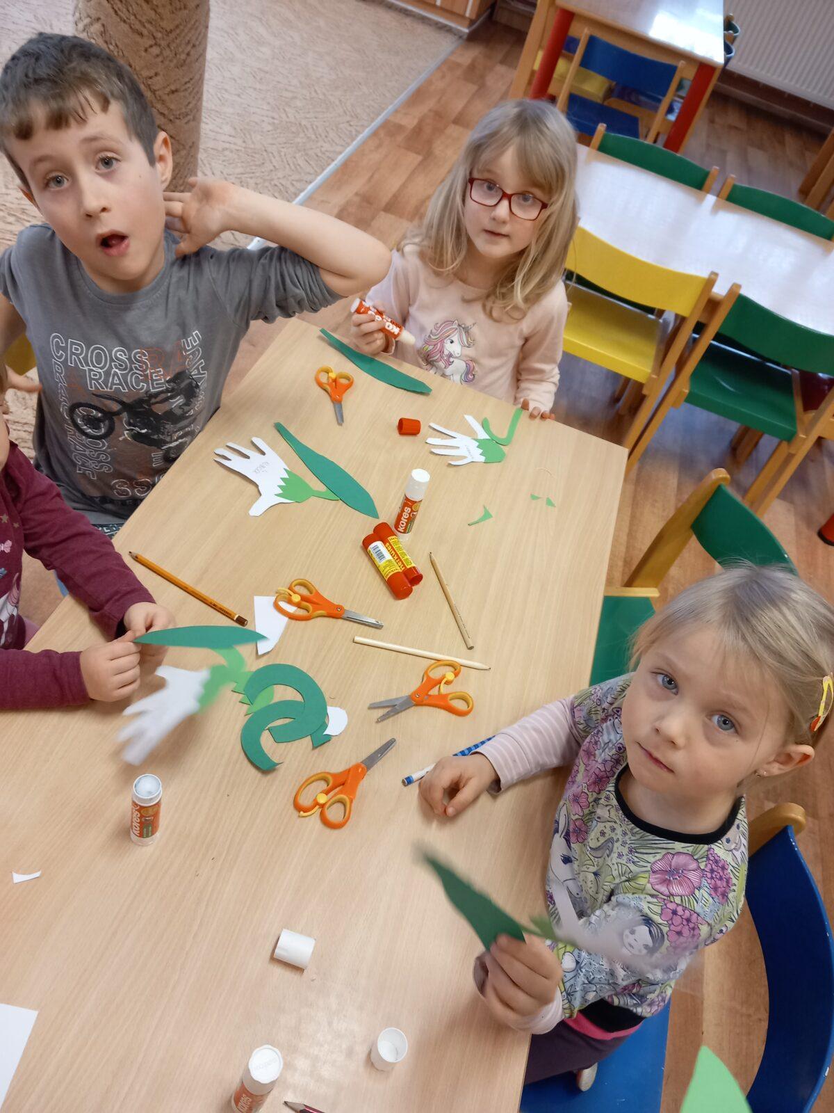 Kamínek mého domova aneb vítání jara - 4