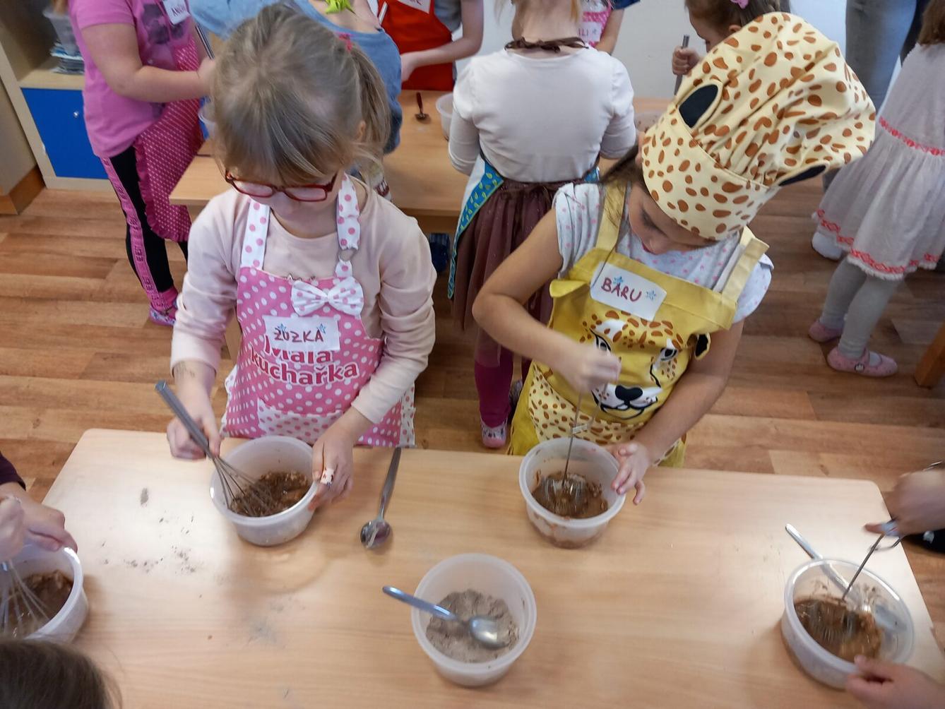 Pan kuchař a pečení muffinů - 16