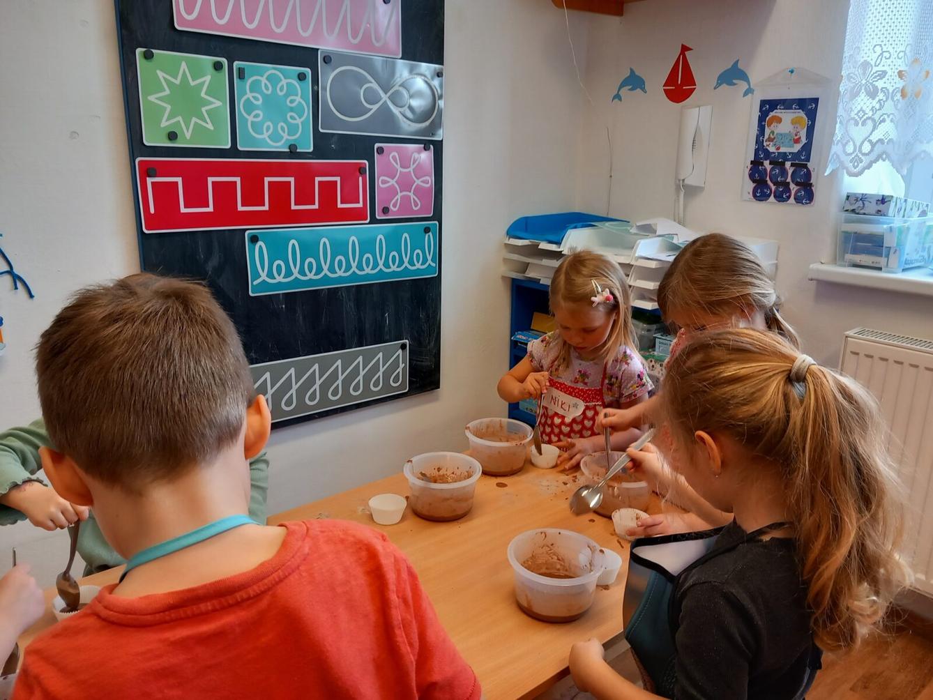 Pan kuchař a pečení muffinů - 24