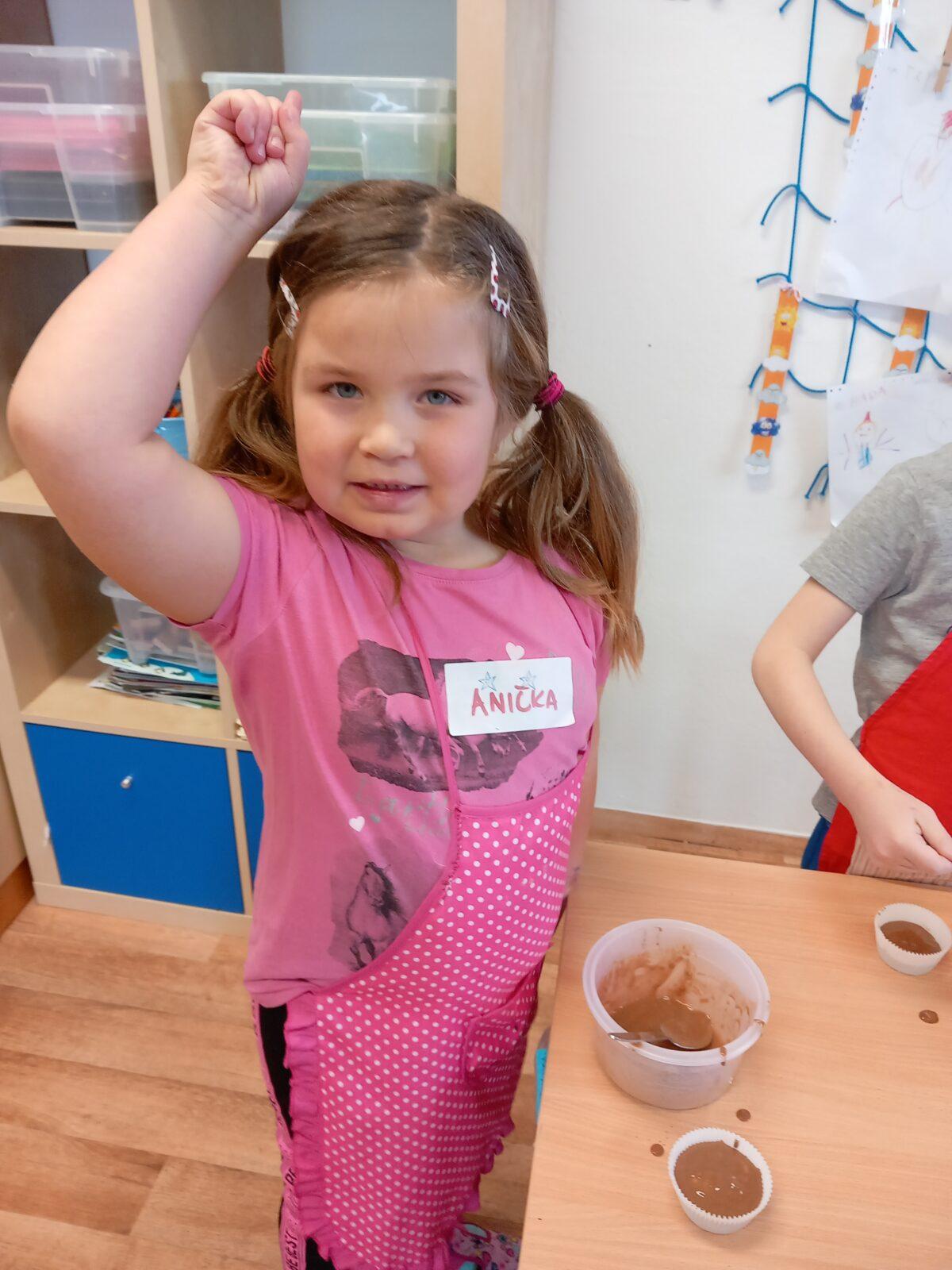 Pan kuchař a pečení muffinů - 29