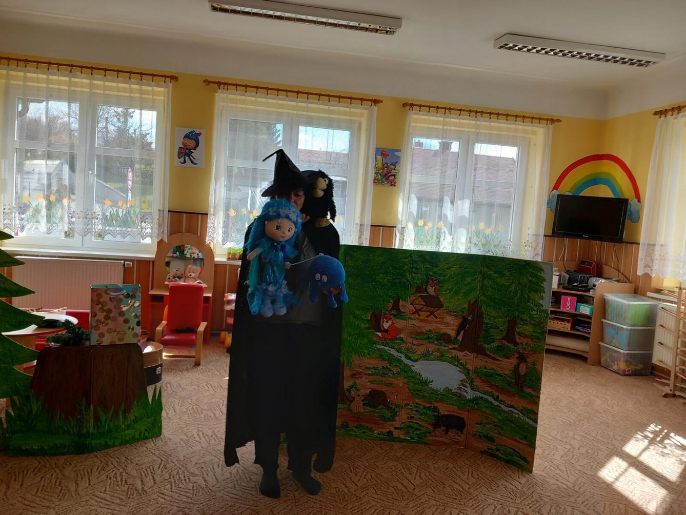 Divadélko U dvou sluncí- „Se skřítky do lesa“ - 9