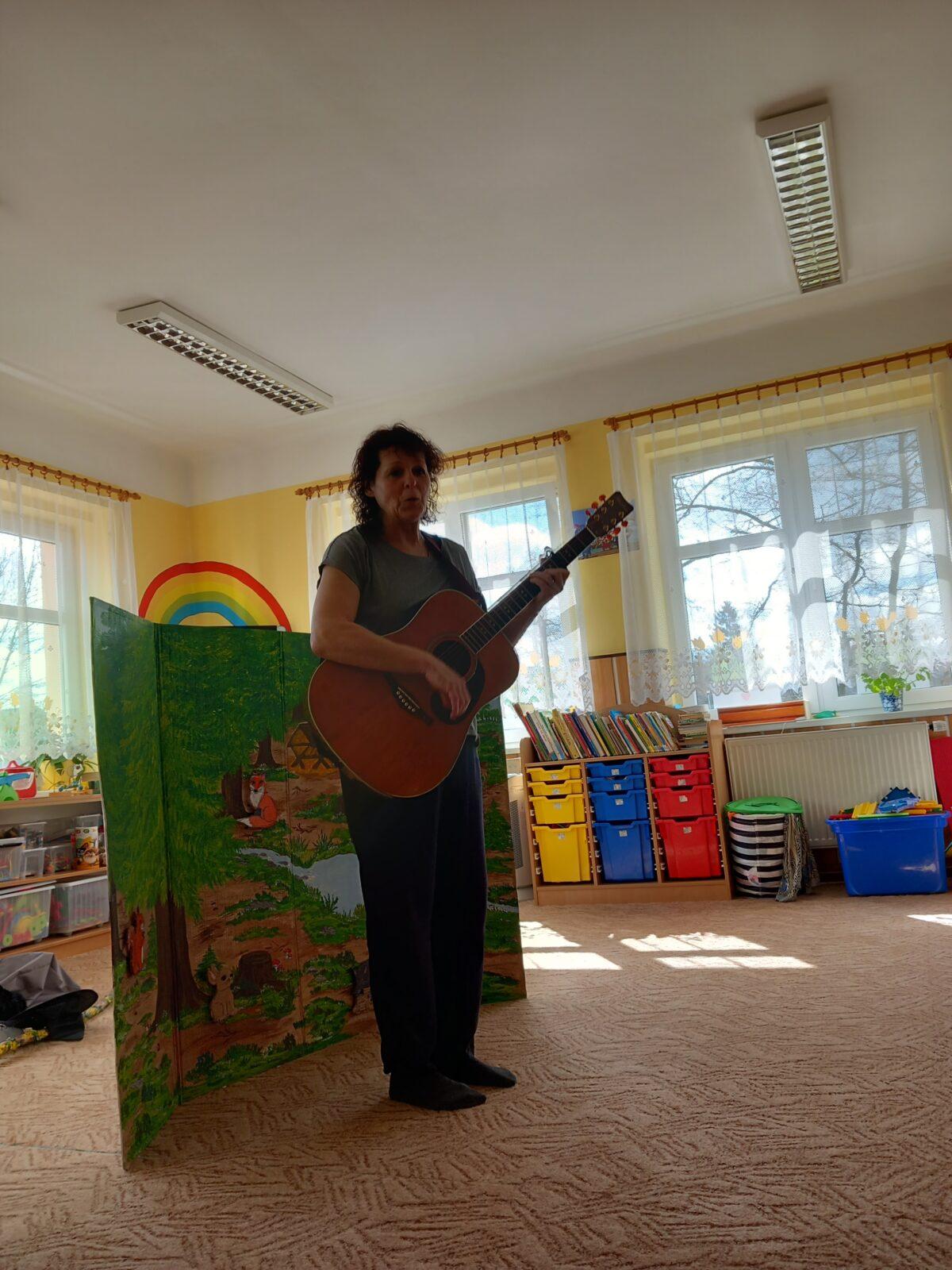 Divadélko U dvou sluncí- „Se skřítky do lesa“ - 17