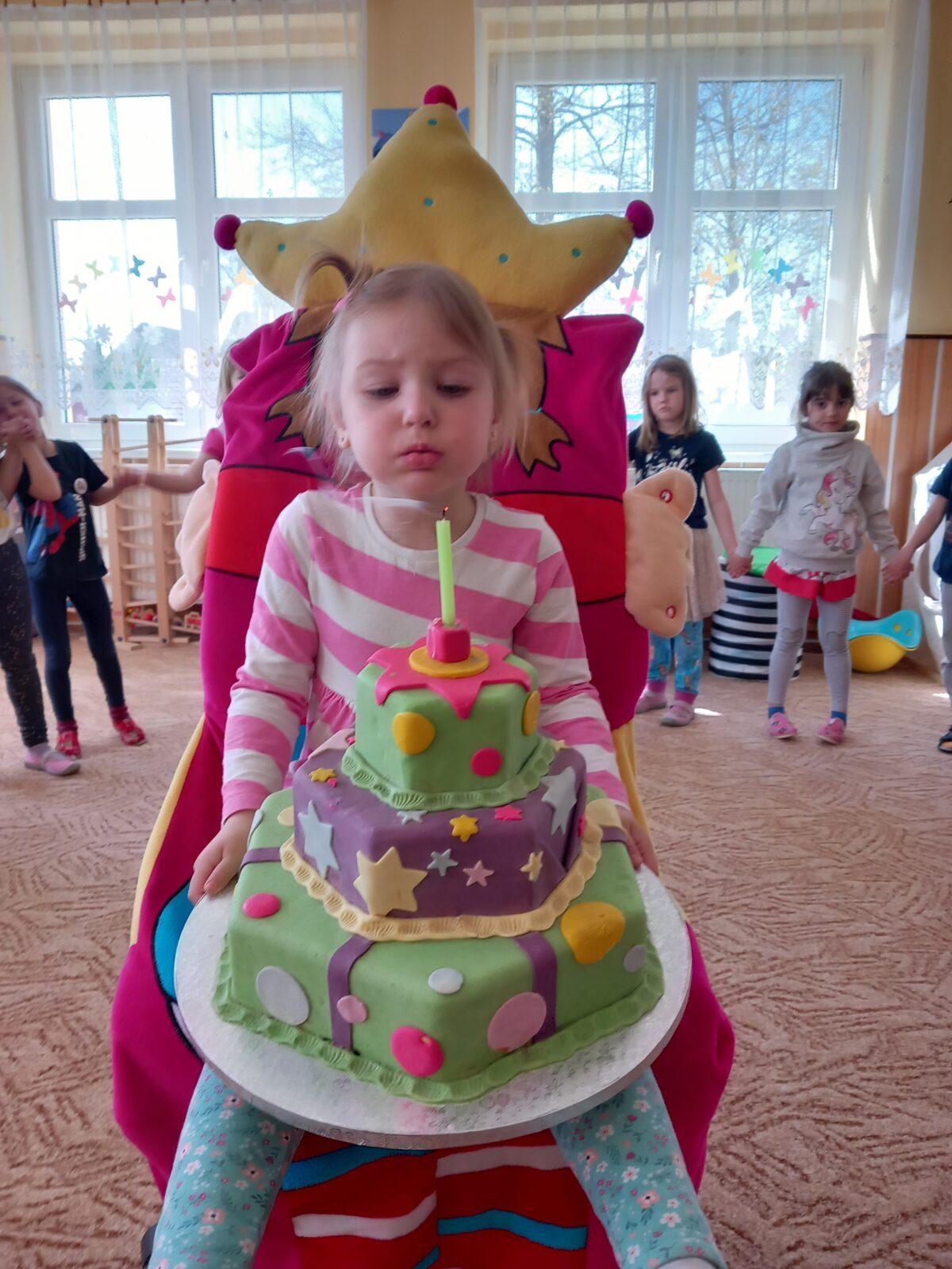 Emilka slaví narozeniny - 6