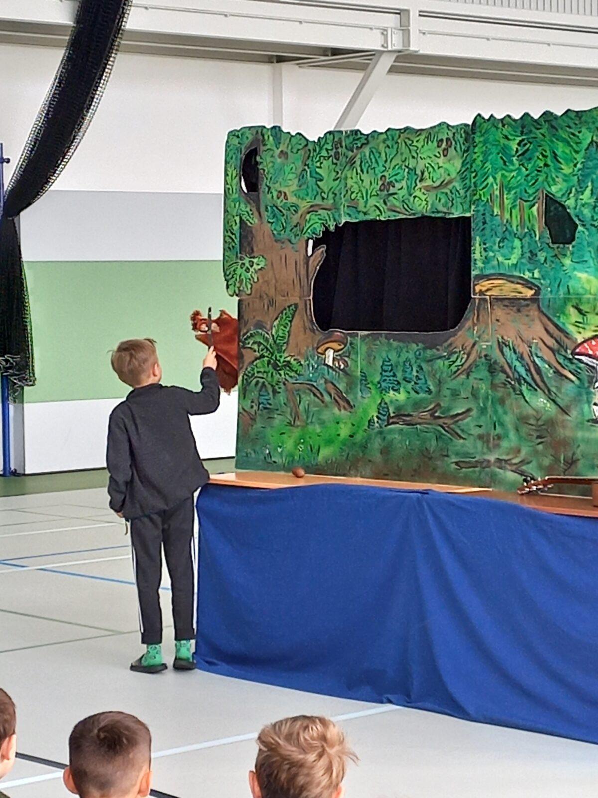 Divadélko pro žáky 1. stupně - 3