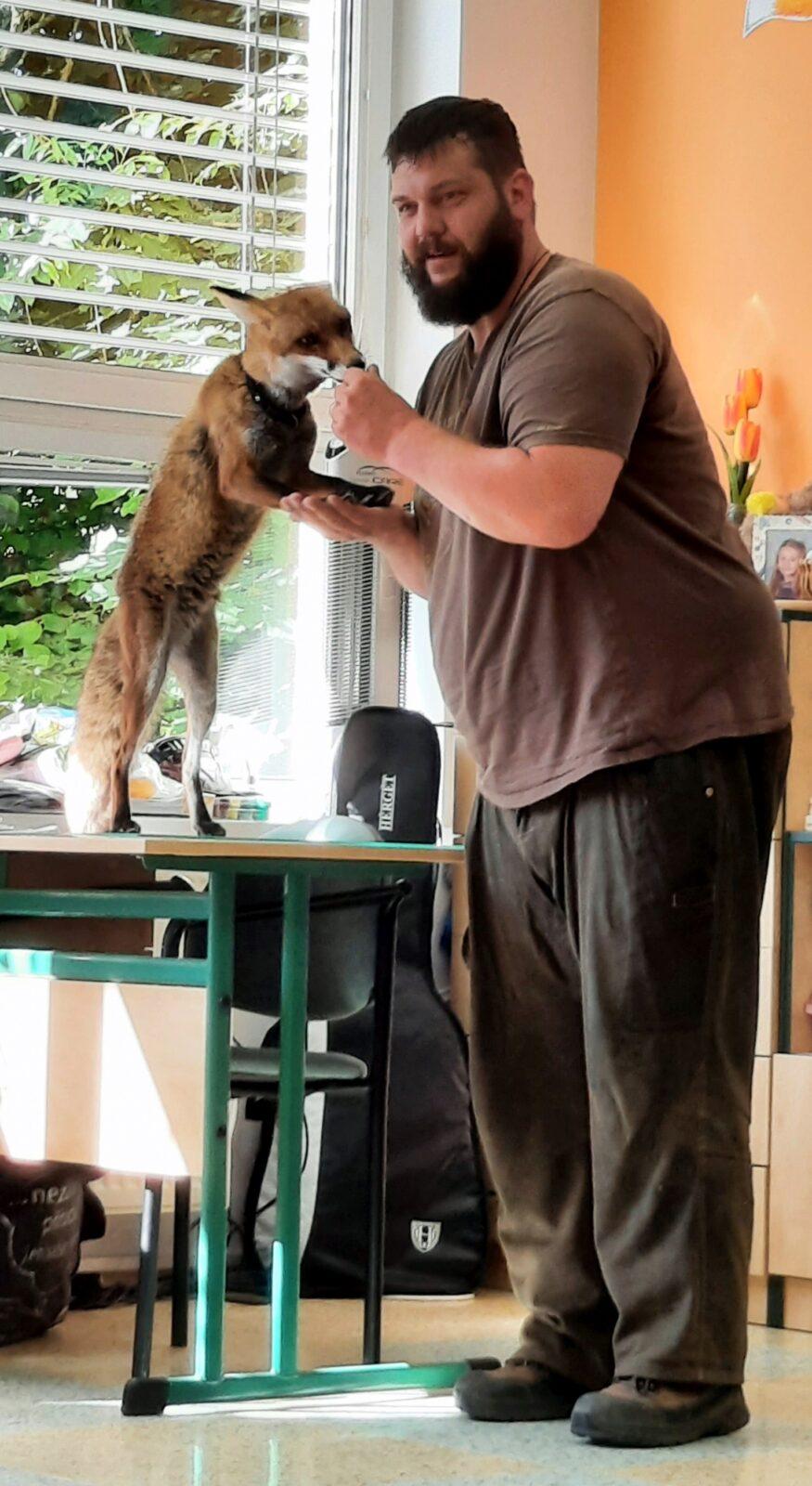 31. 5., Liška u prvňáčků - 8