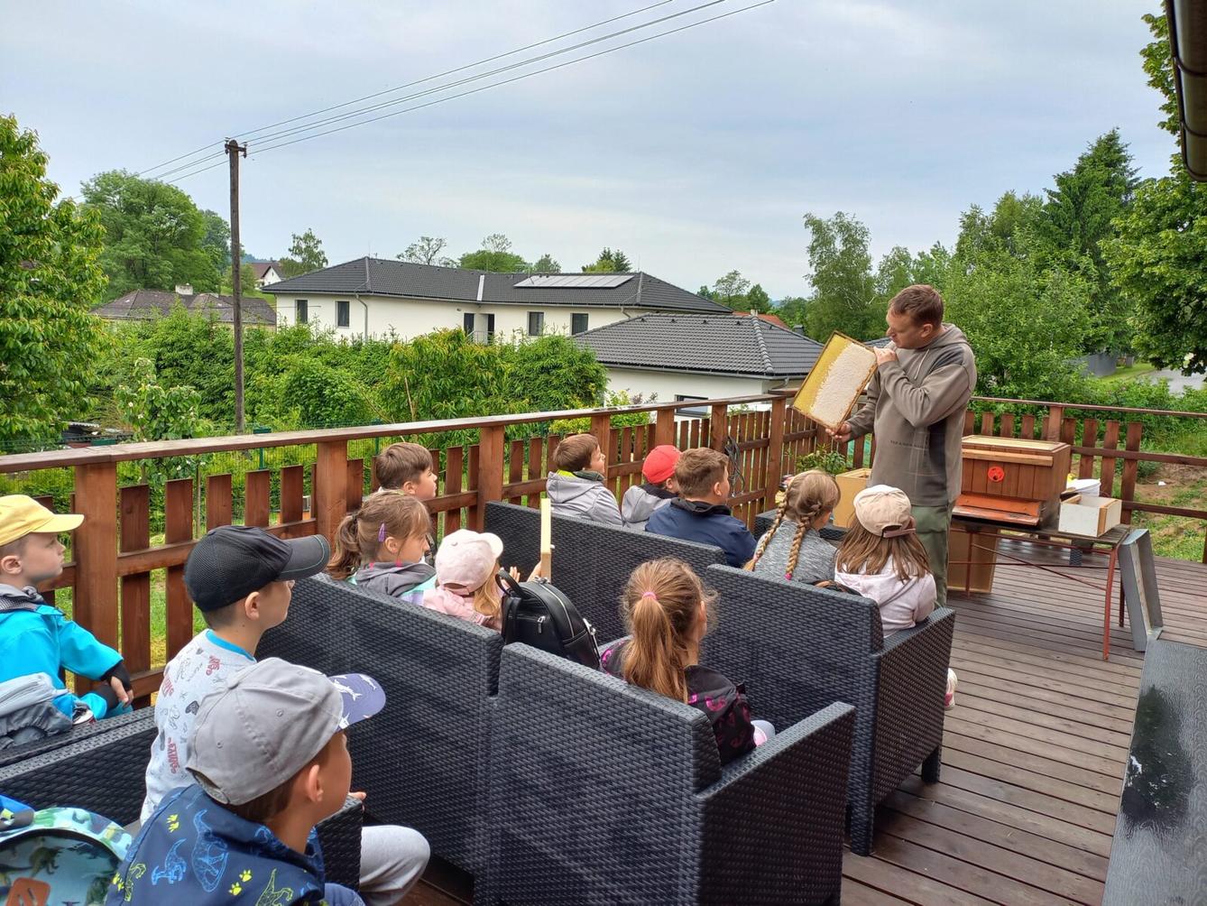 Den se včelami 2. třída - 6